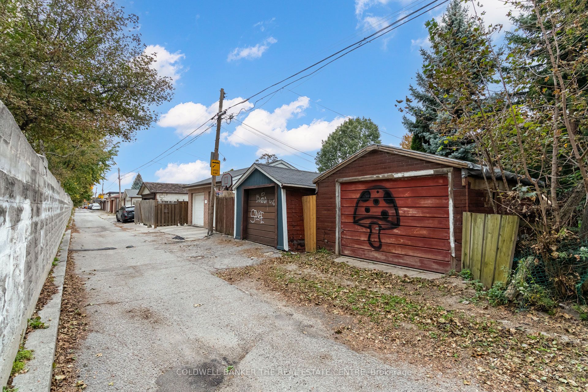 134 Harvie Avenue Property Photo 28