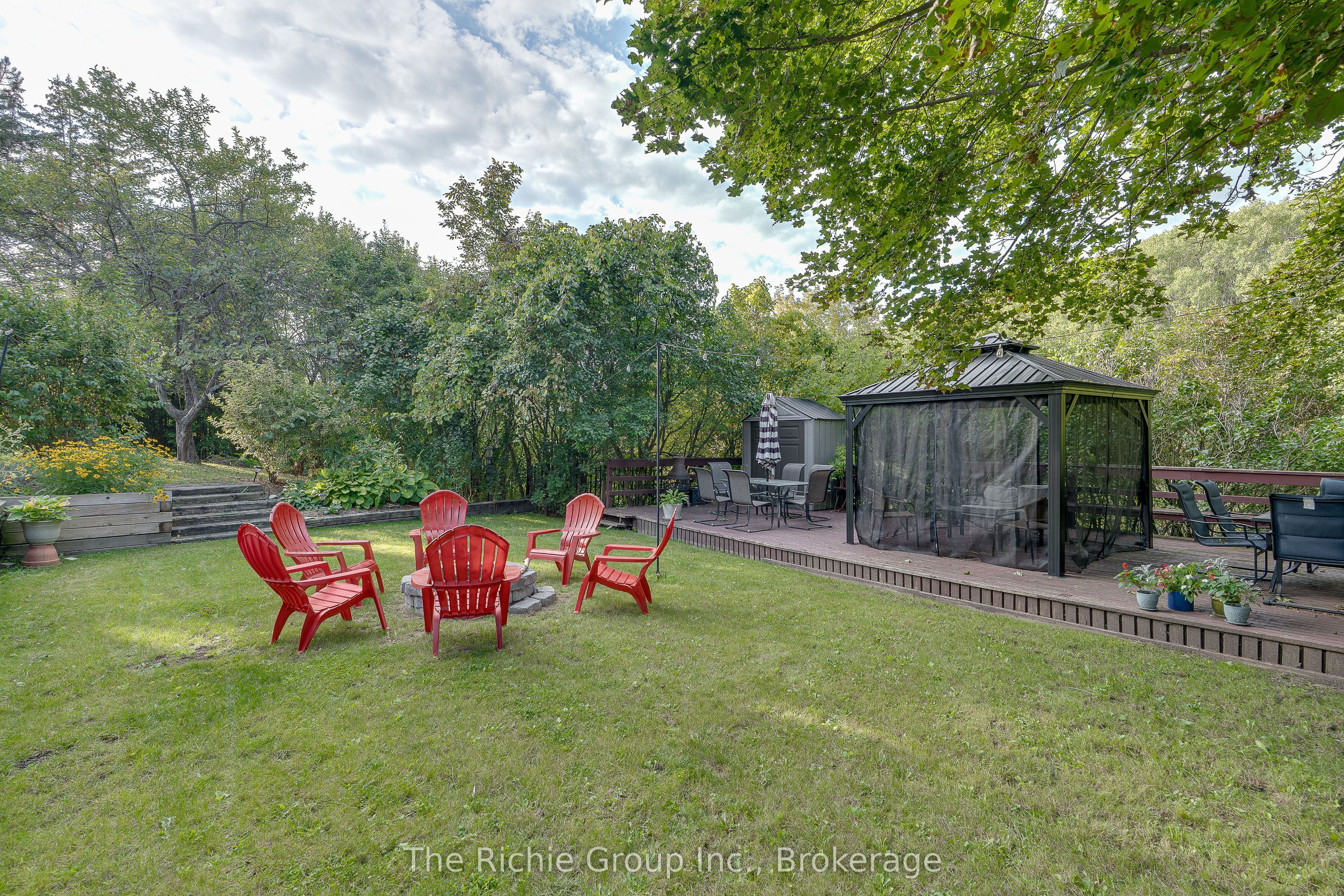 21 Bartley Drive Property Photo 15