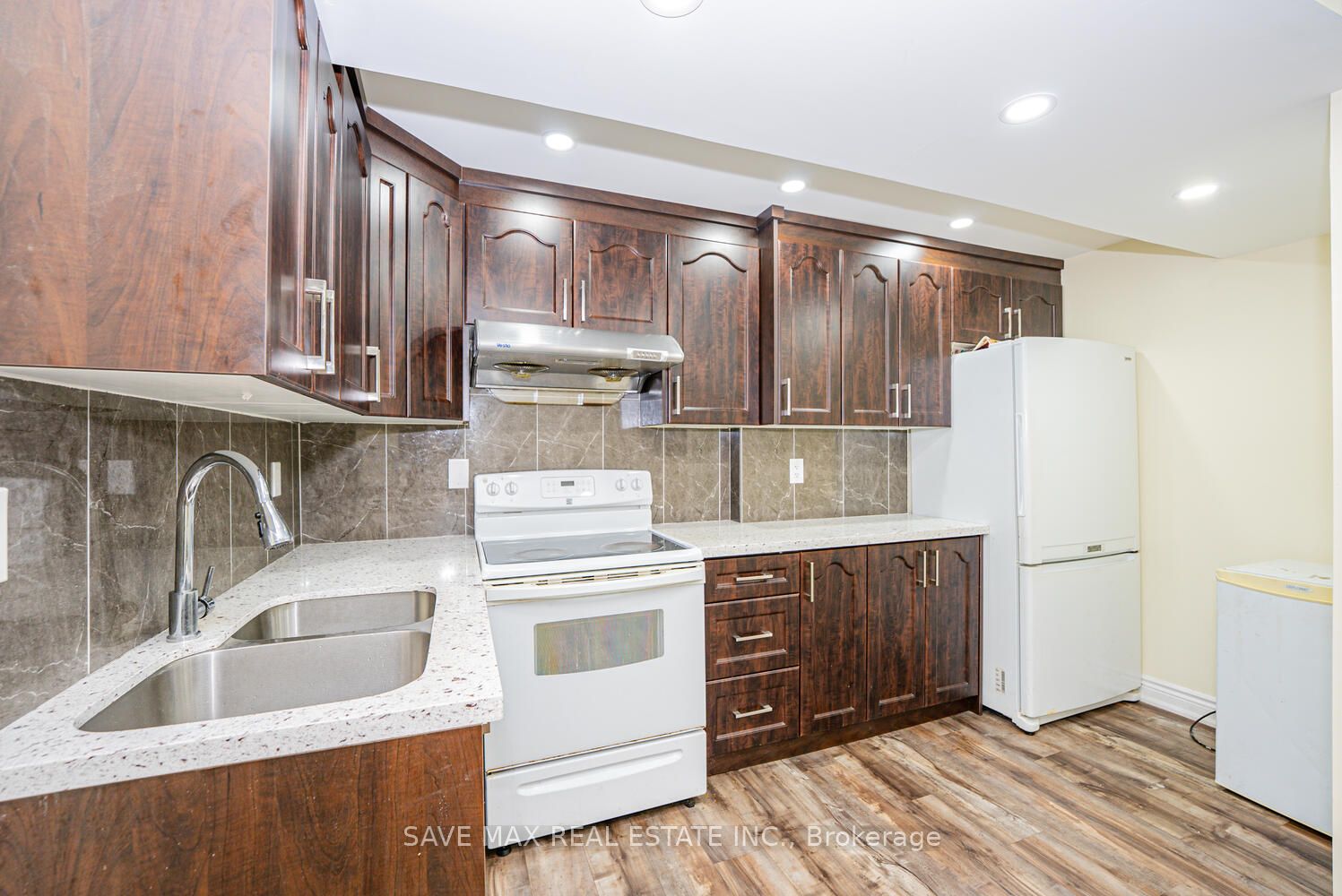 4 Donomore Drive Property Photo 28