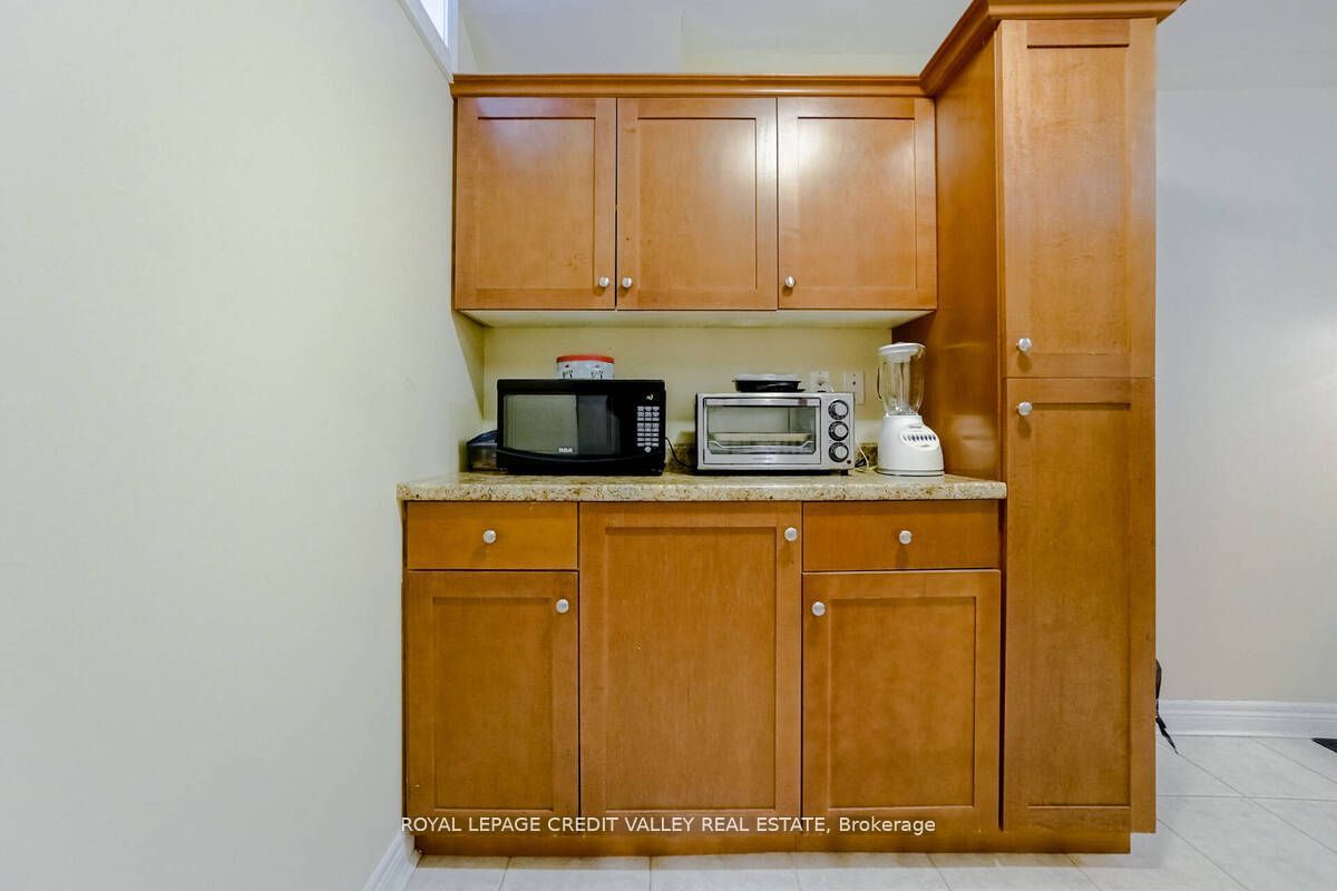 95 Mullis Crescent Property Photo 6