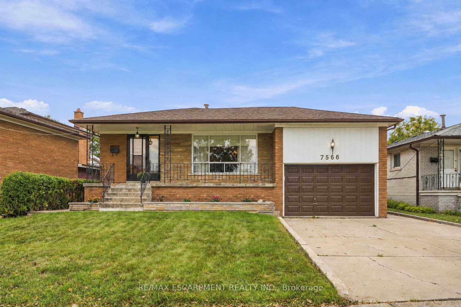 7566 Netherwood Road