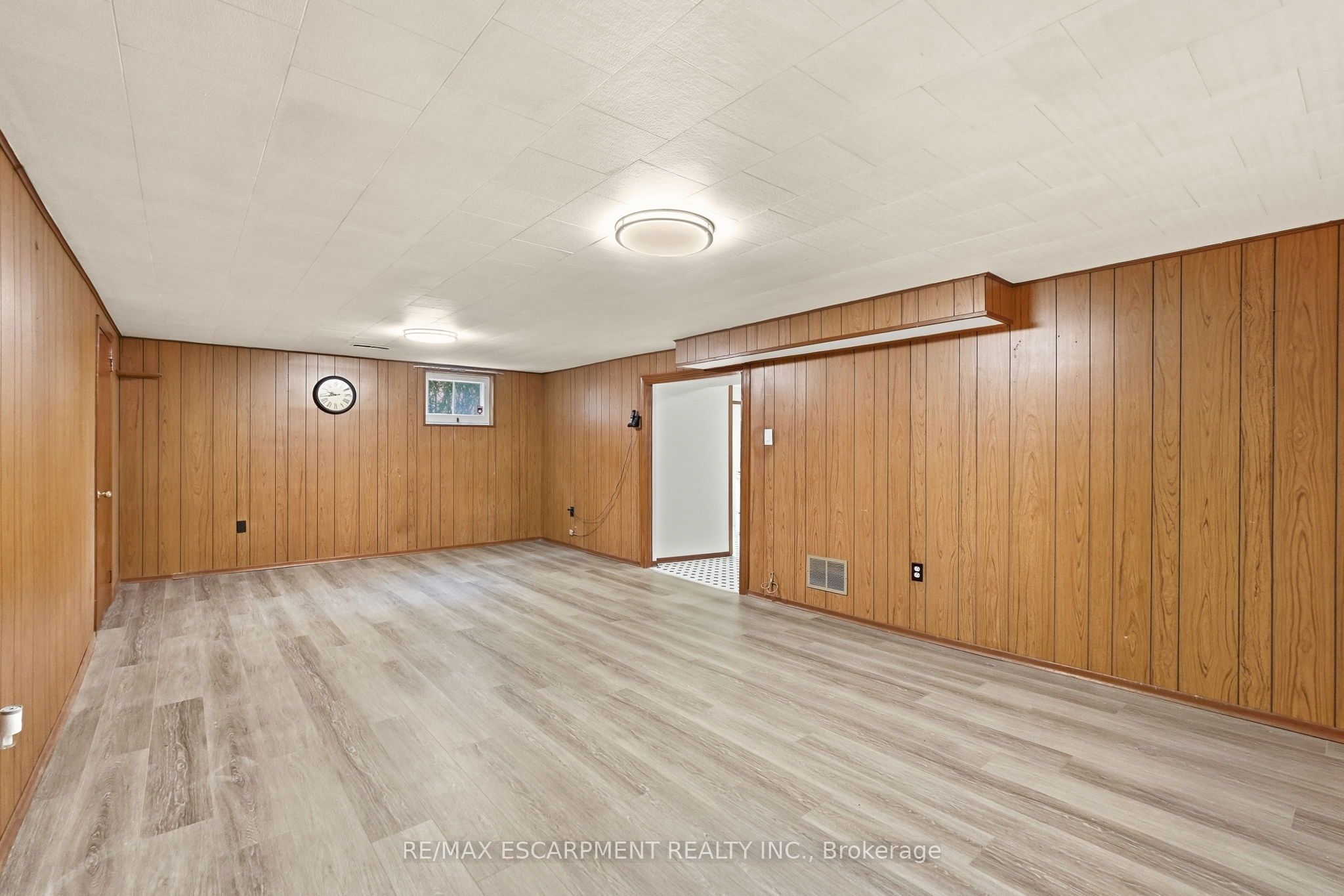 7566 Netherwood Road Property Photo 26