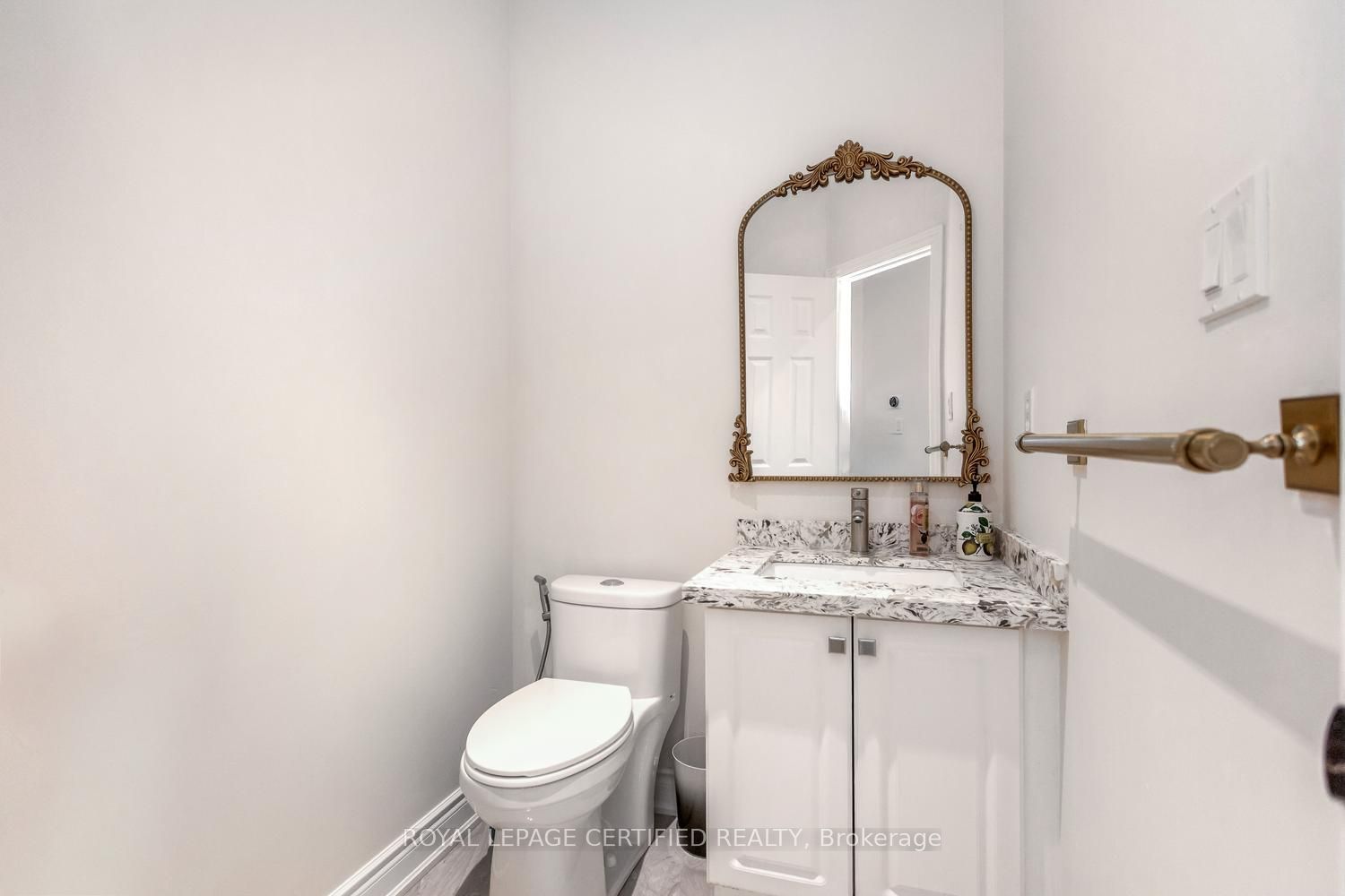 5902 Agean Drive Property Photo 14