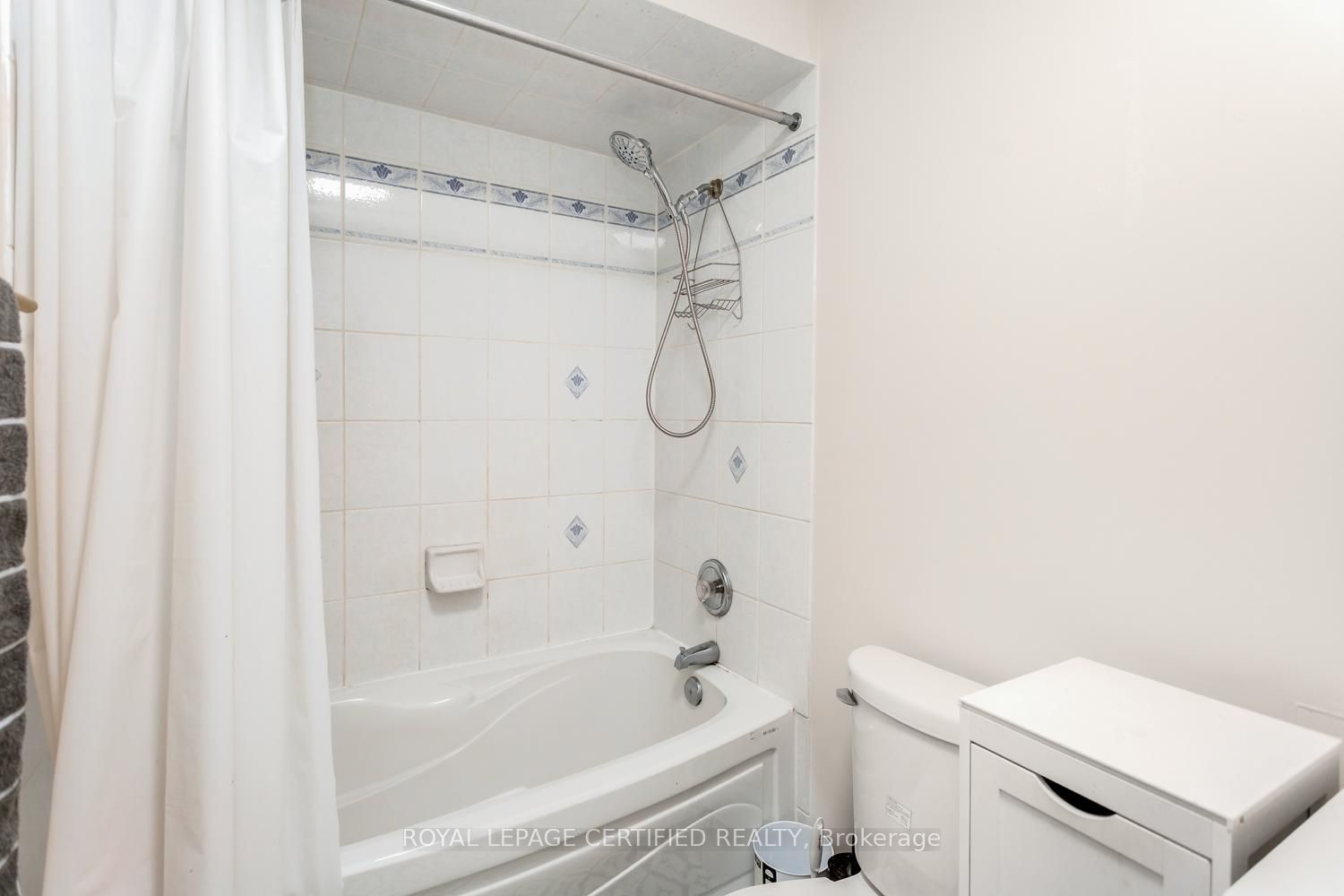 5902 Agean Drive Property Photo 25