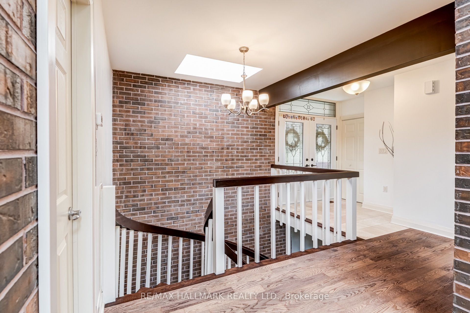 1499 Ashington Court Property Photo 4