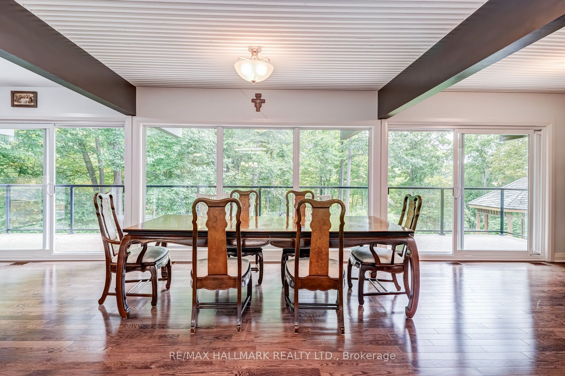 1499 Ashington Court Property Photo 15