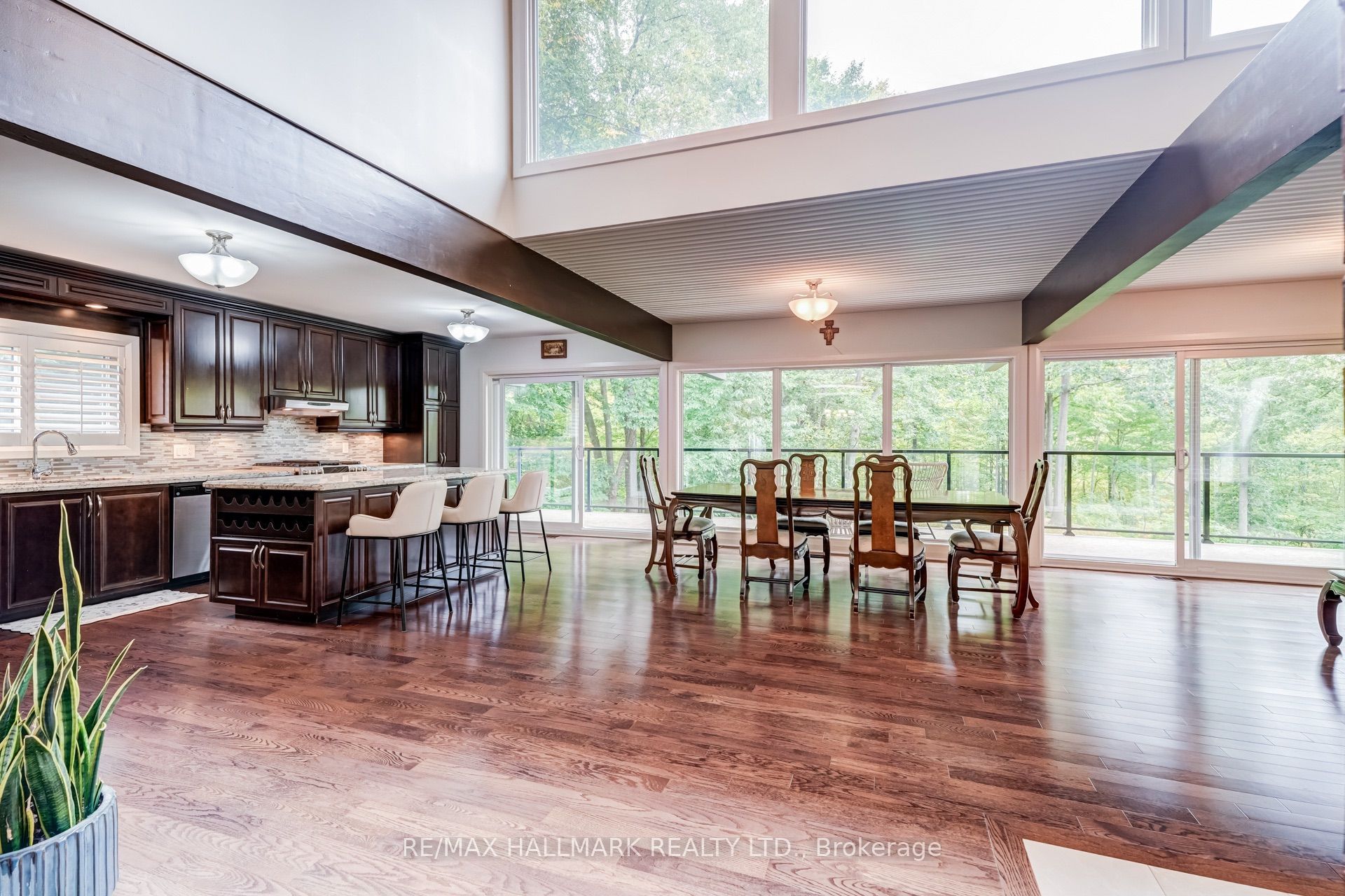 1499 Ashington Court Property Photo 16