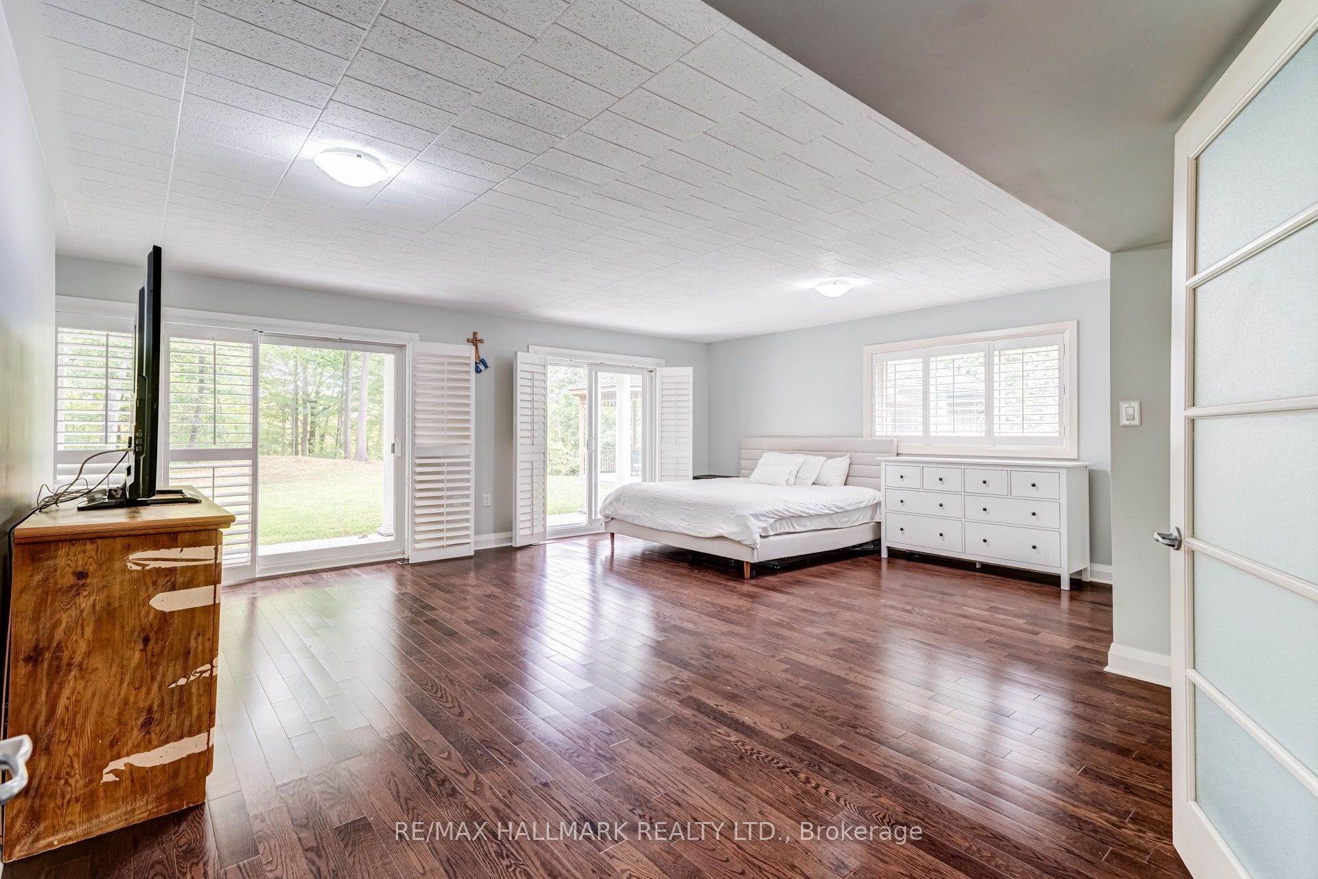 1499 Ashington Court Property Photo 23