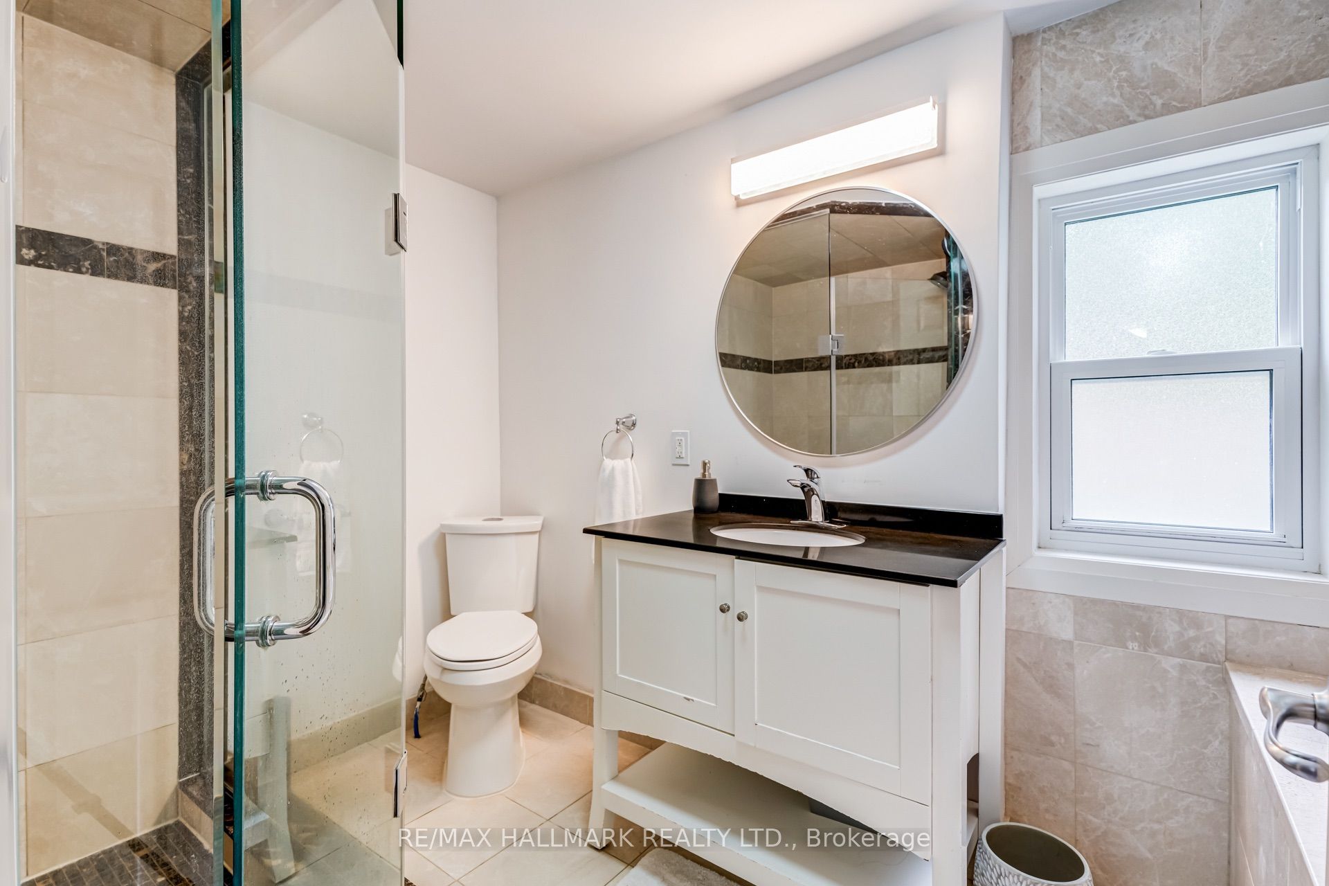 1499 Ashington Court Property Photo 27