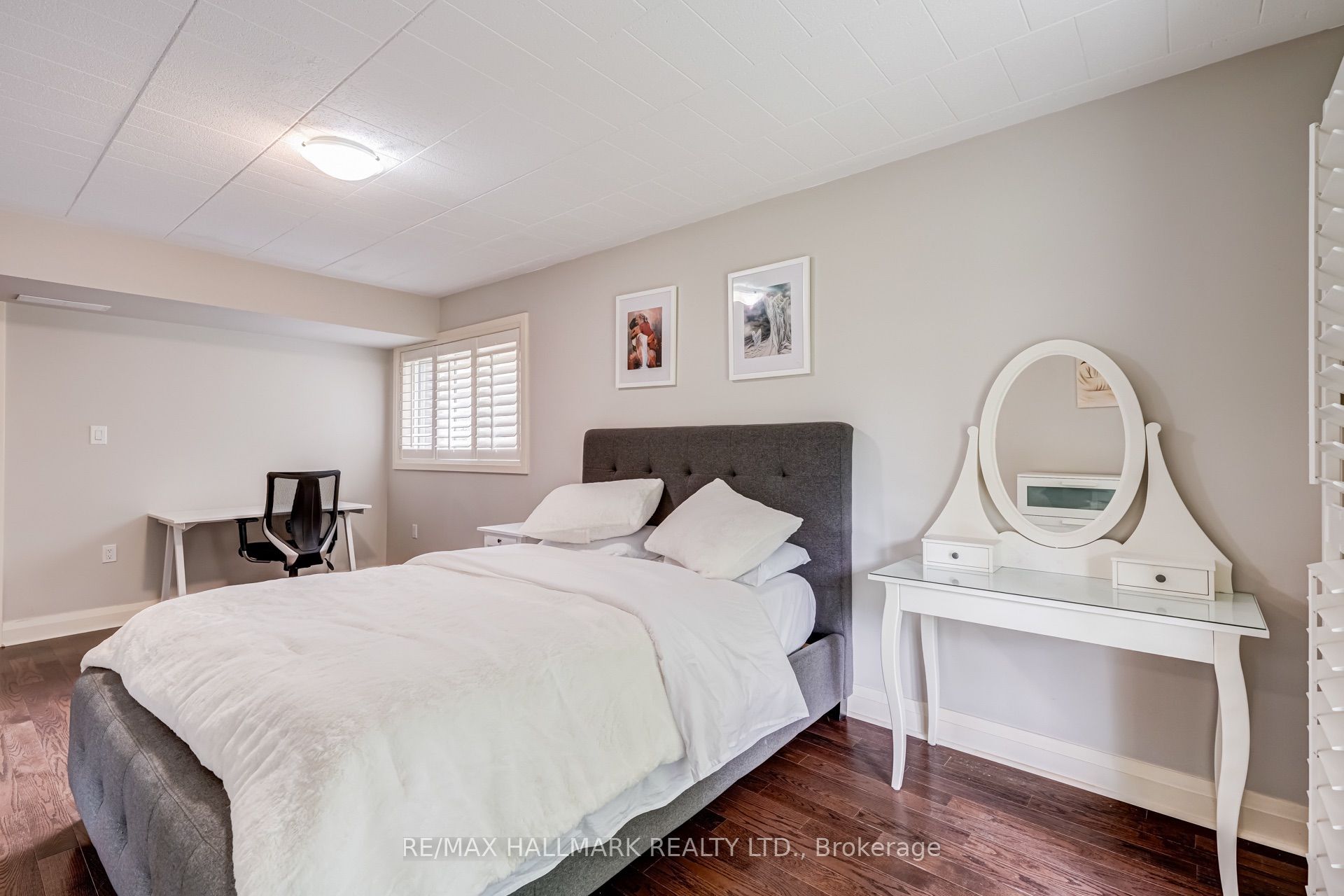 1499 Ashington Court Property Photo 31