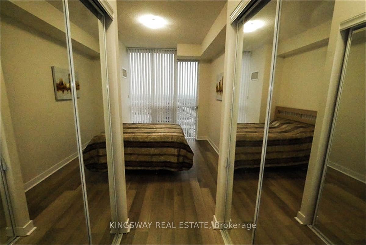 3975 Grand Park Drive 2706 Property Photo 9