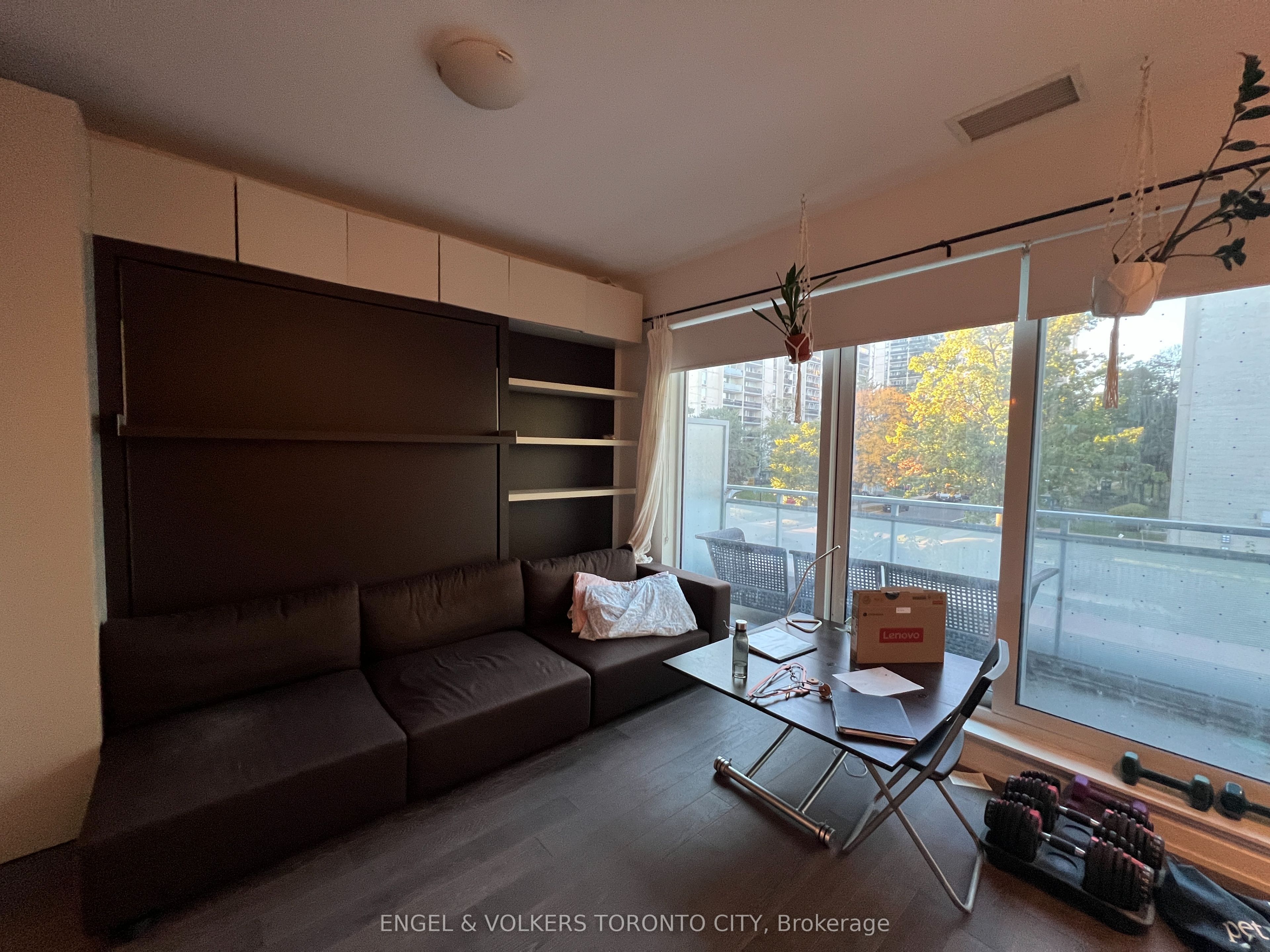 1830 Bloor Street W 330 Property Photo 8