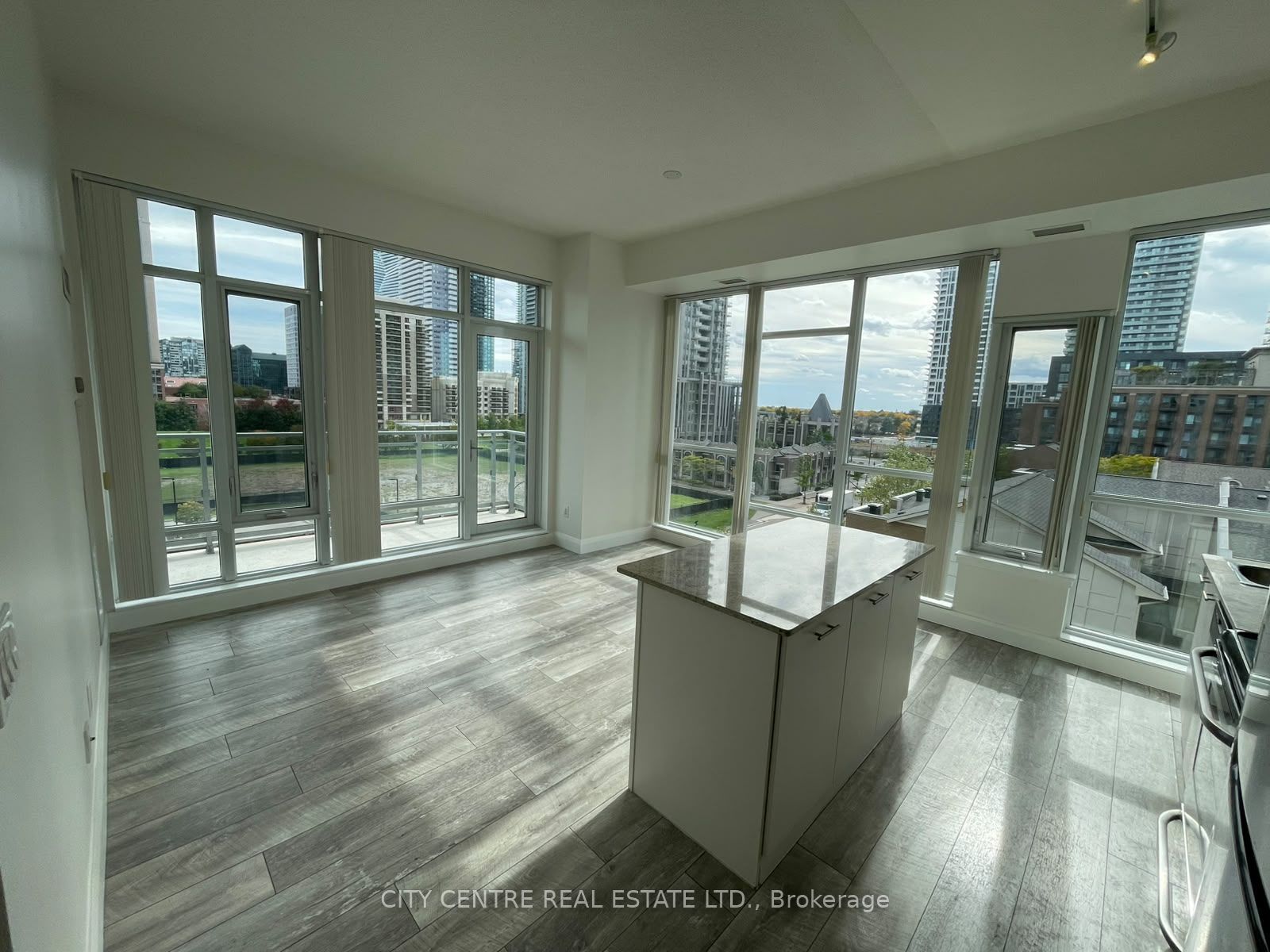365 Prince Of Wales Drive 505 Property Photo 2