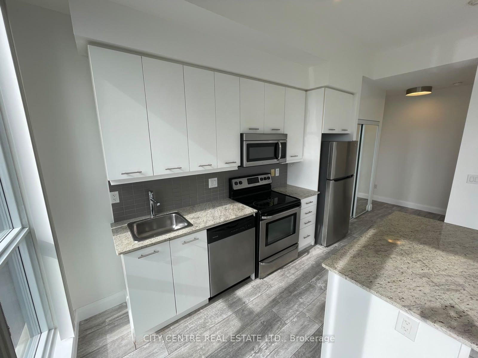 365 Prince Of Wales Drive 505 Property Photo 6