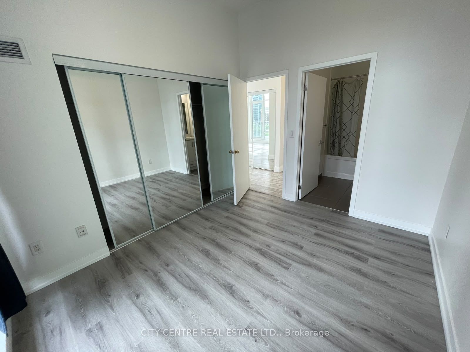 365 Prince Of Wales Drive 505 Property Photo 16