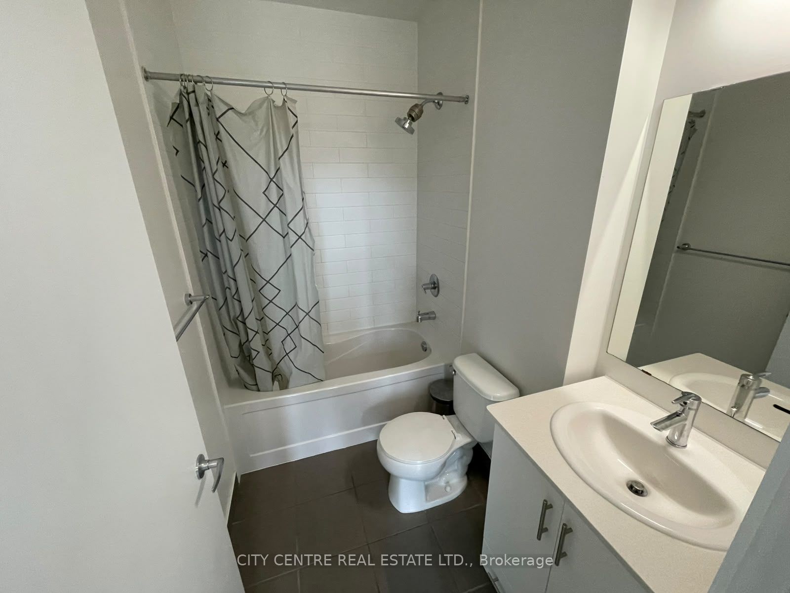 365 Prince Of Wales Drive 505 Property Photo 17