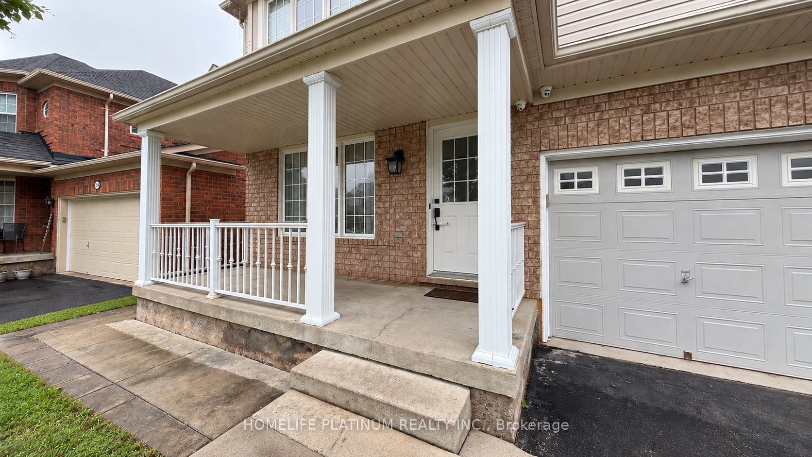71 Sugarhill Drive N