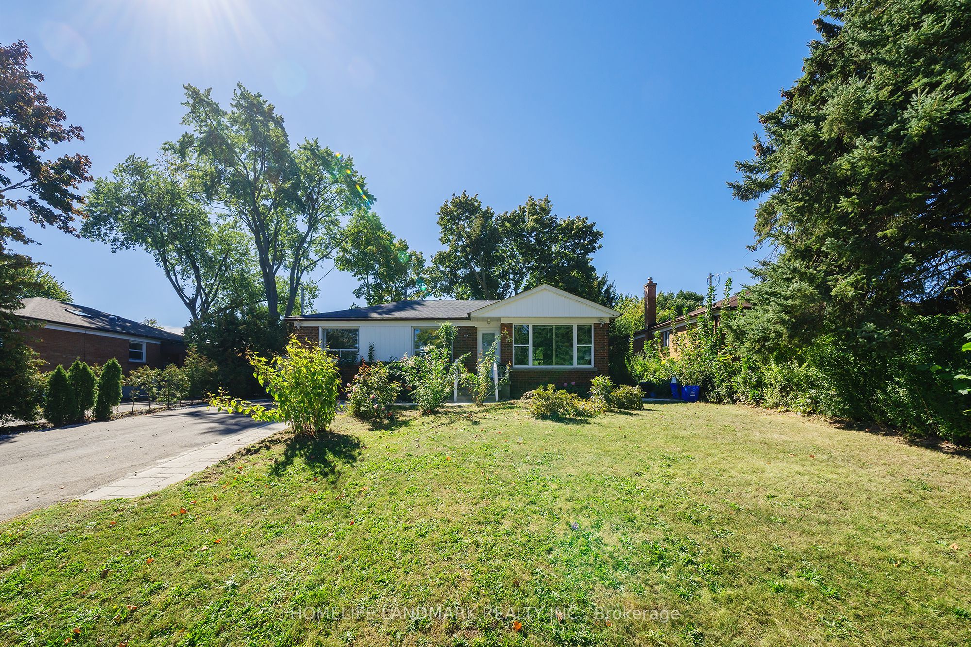 236 Southview Road Property Photo 3