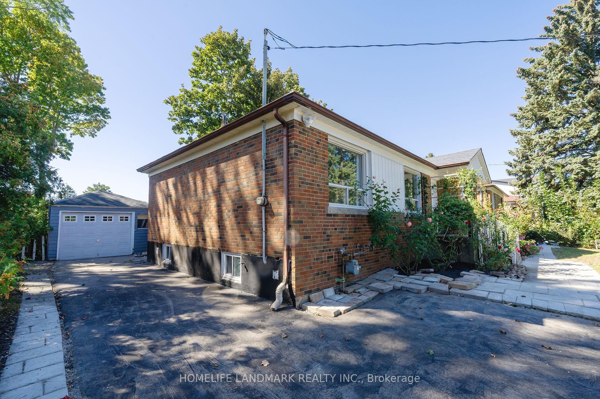 236 Southview Road Property Photo 9