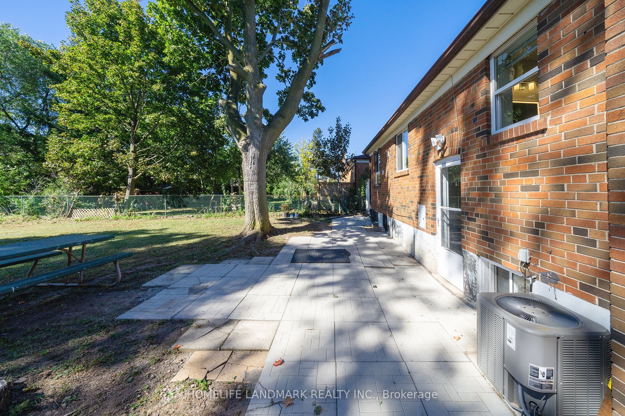 236 Southview Road Property Photo 15