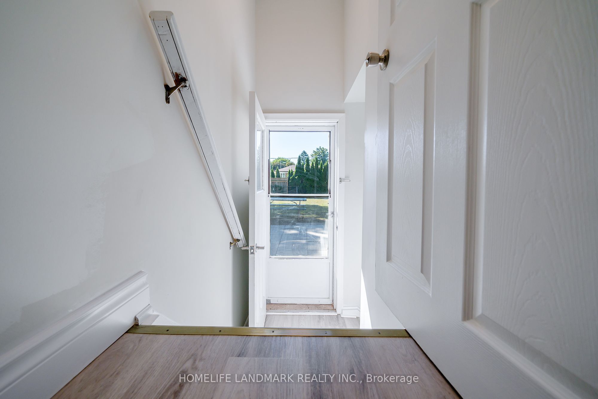 236 Southview Road Property Photo 35