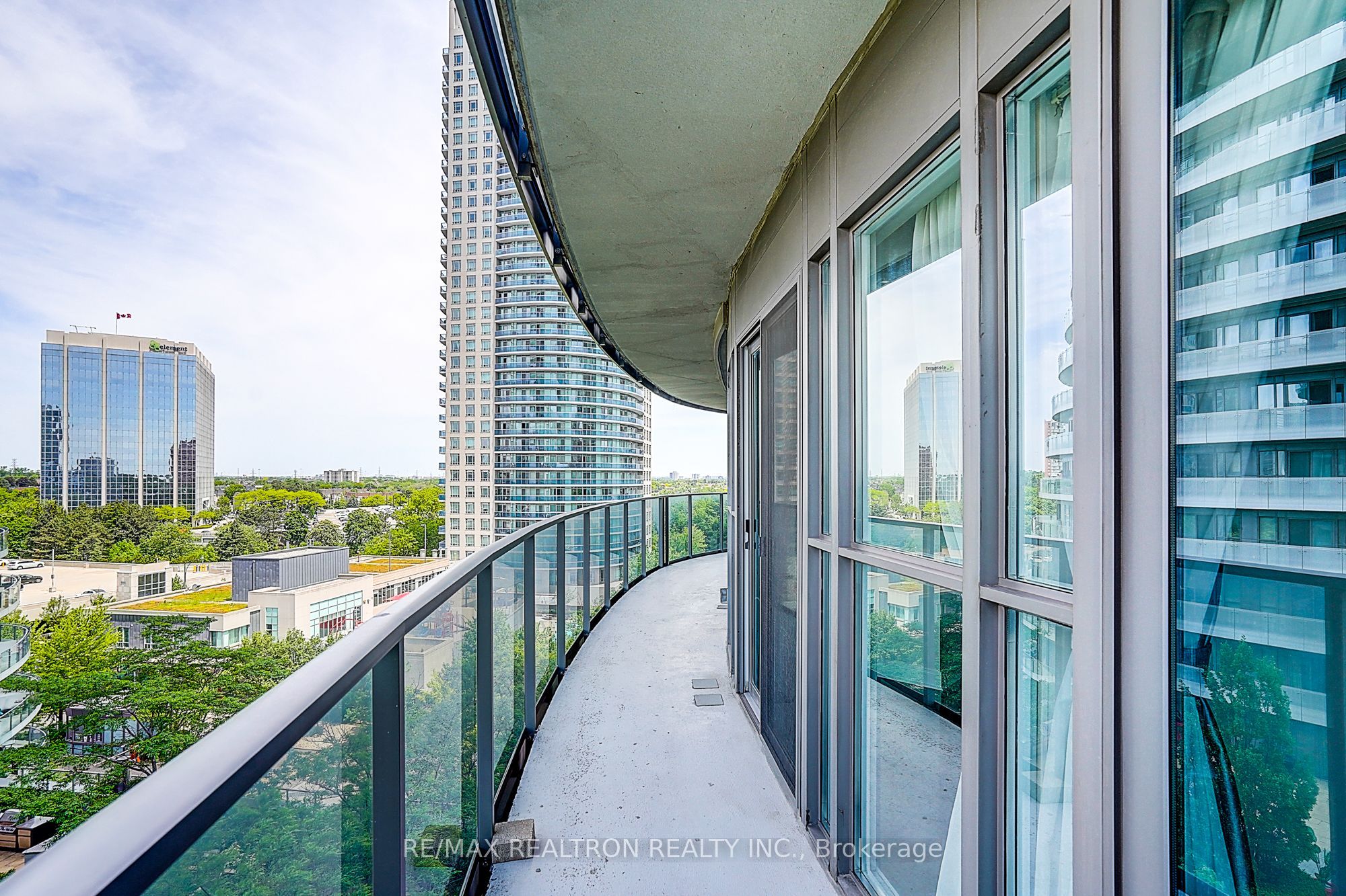 60 Absolute Avenue 706 Property Photo 18