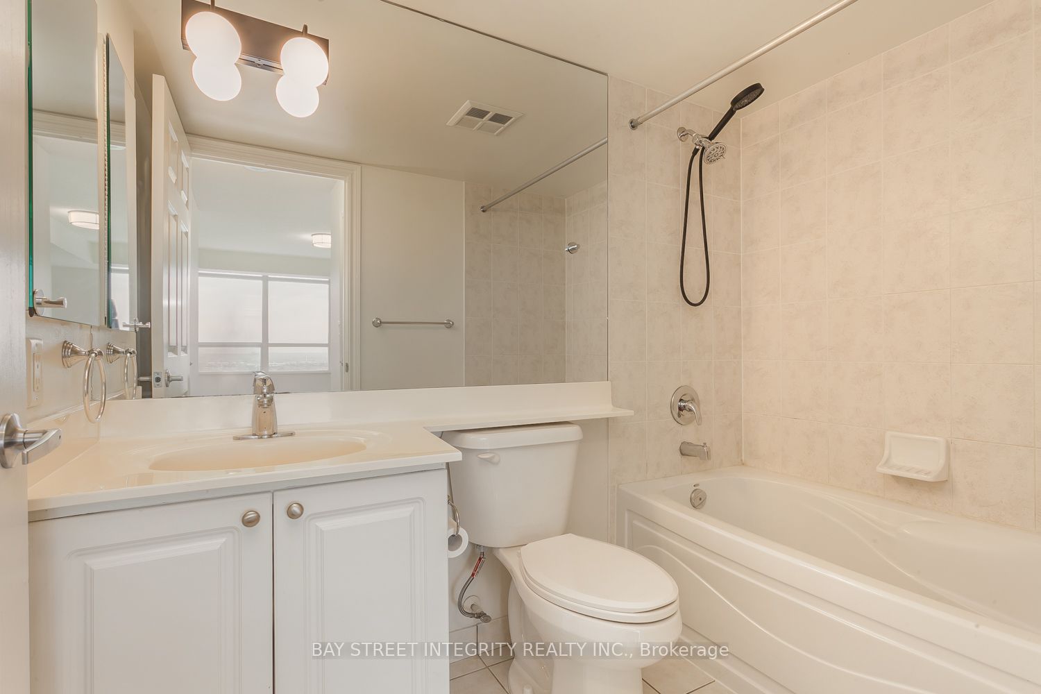 3888 Duke Of York Boulevard 2328 Property Photo 16