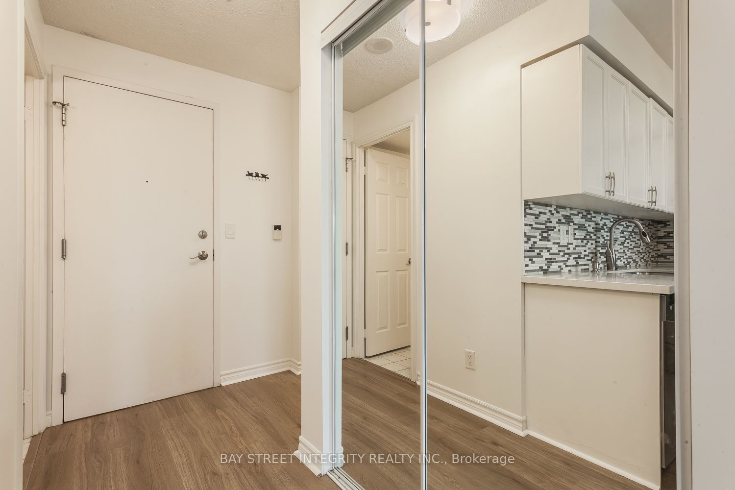 3888 Duke Of York Boulevard 2328 Property Photo 24