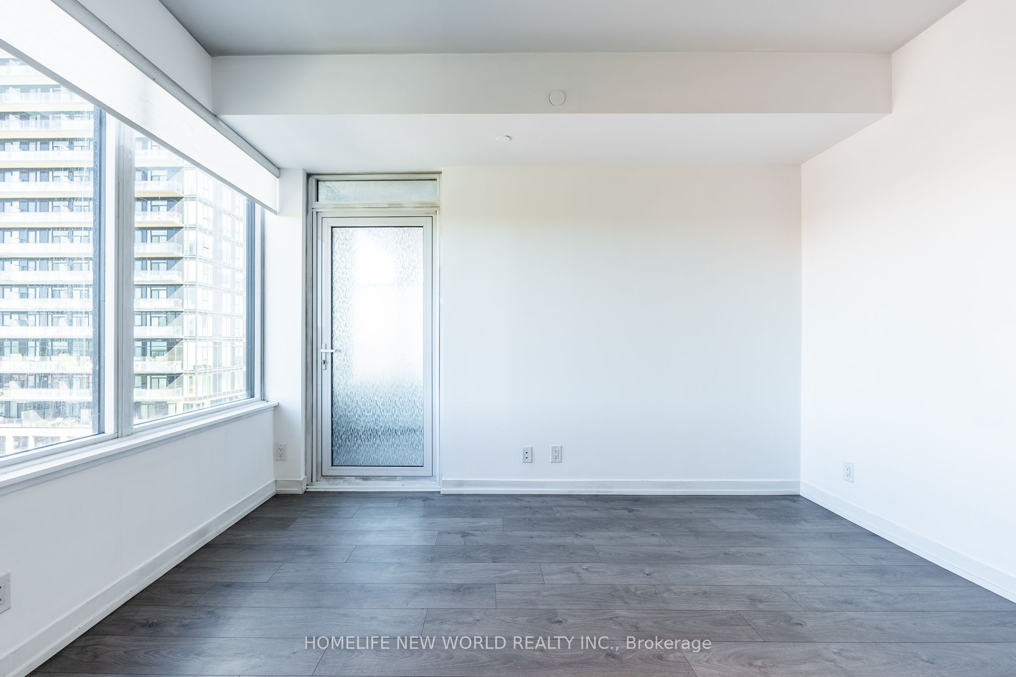 270 Dufferin Street 822 Property Photo 5