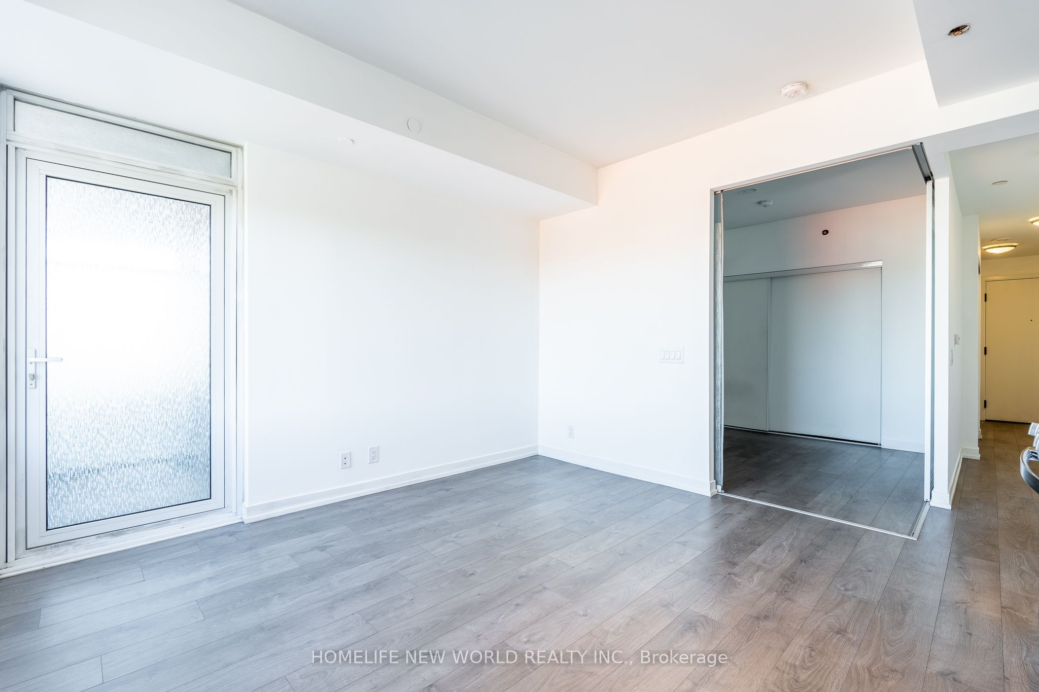 270 Dufferin Street 822 Property Photo 15