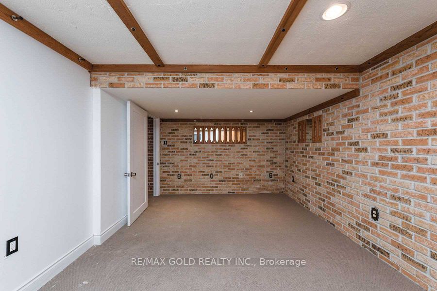 28 Devonshire Drive Property Photo 2
