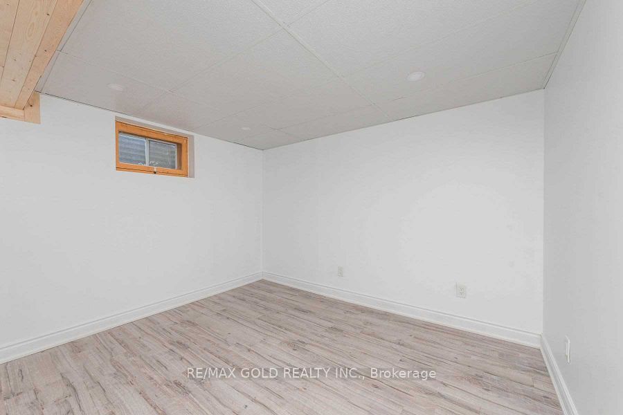 28 Devonshire Drive Property Photo 5