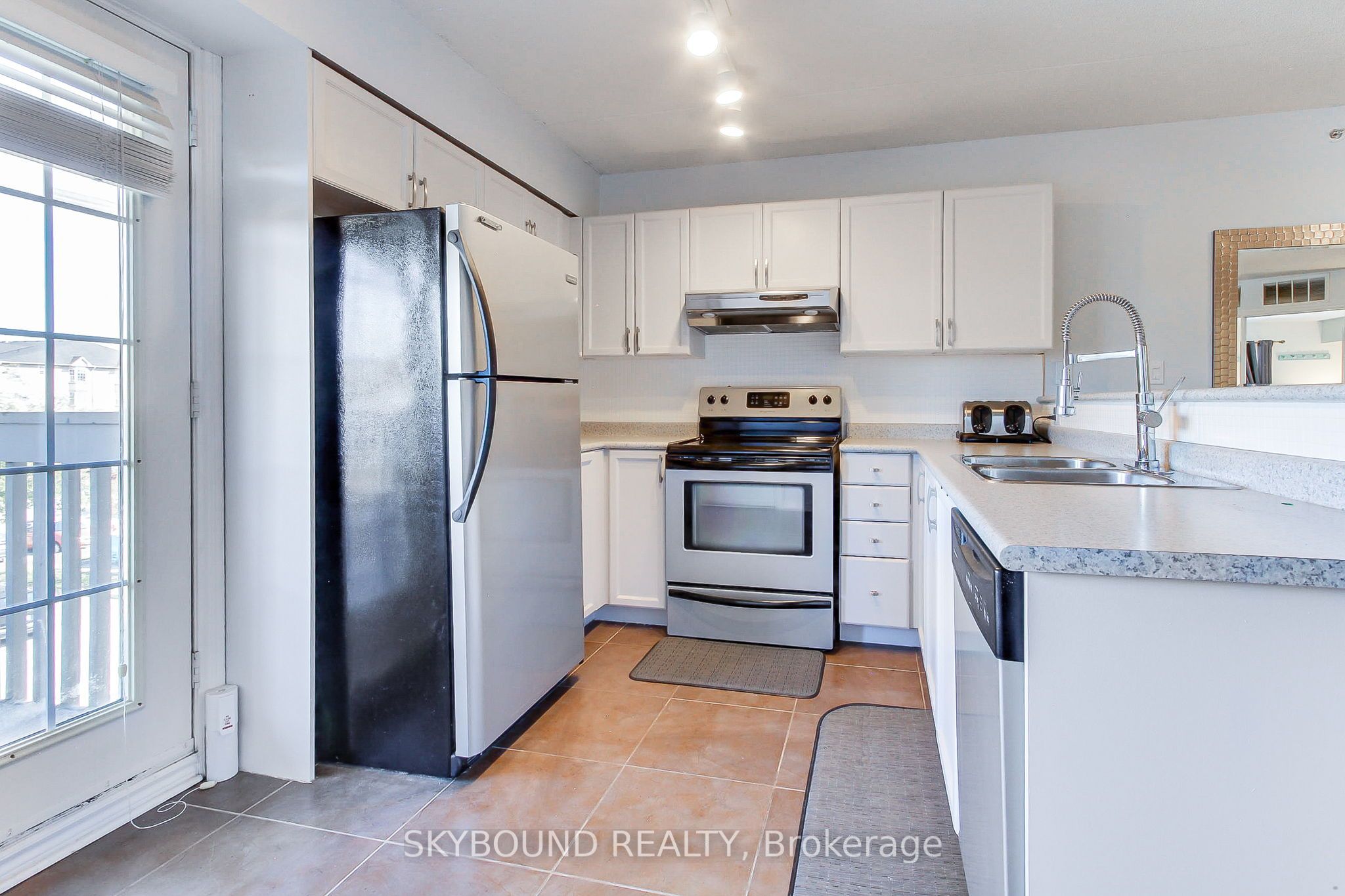 4003 Kilmer Drive 302 Property Photo 12