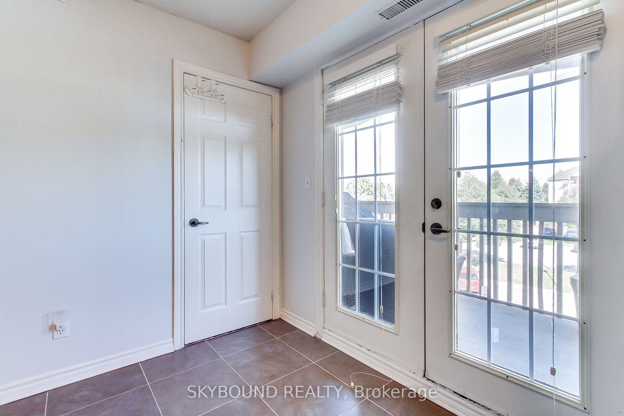 4003 Kilmer Drive 302 Property Photo 17