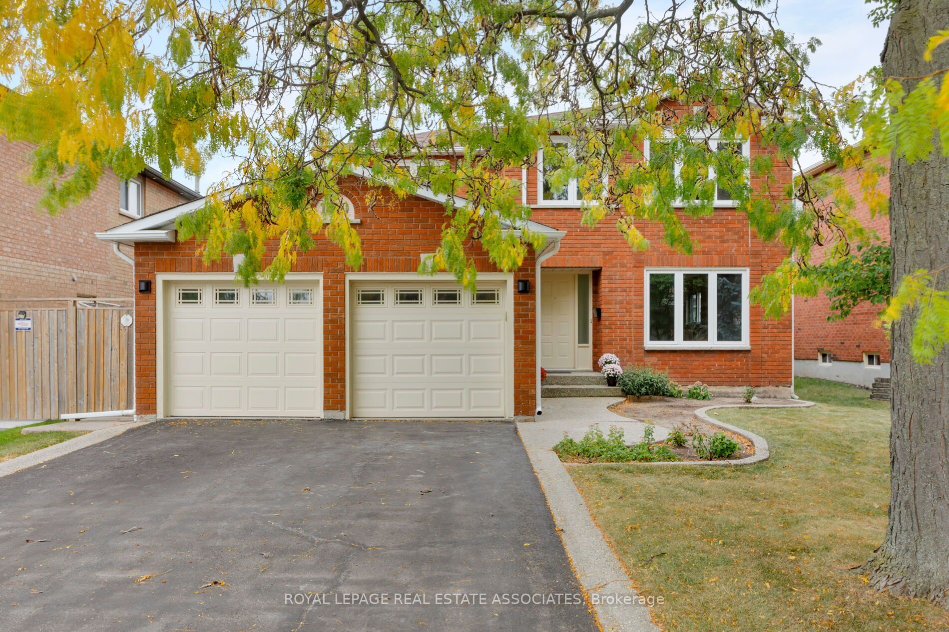 1410 Wakehurst Crescent Property Photo 3