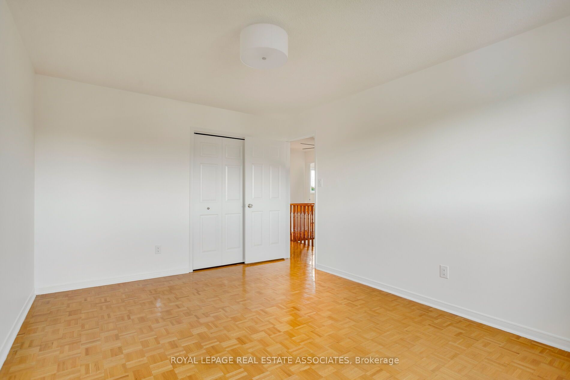 1410 Wakehurst Crescent Property Photo 38