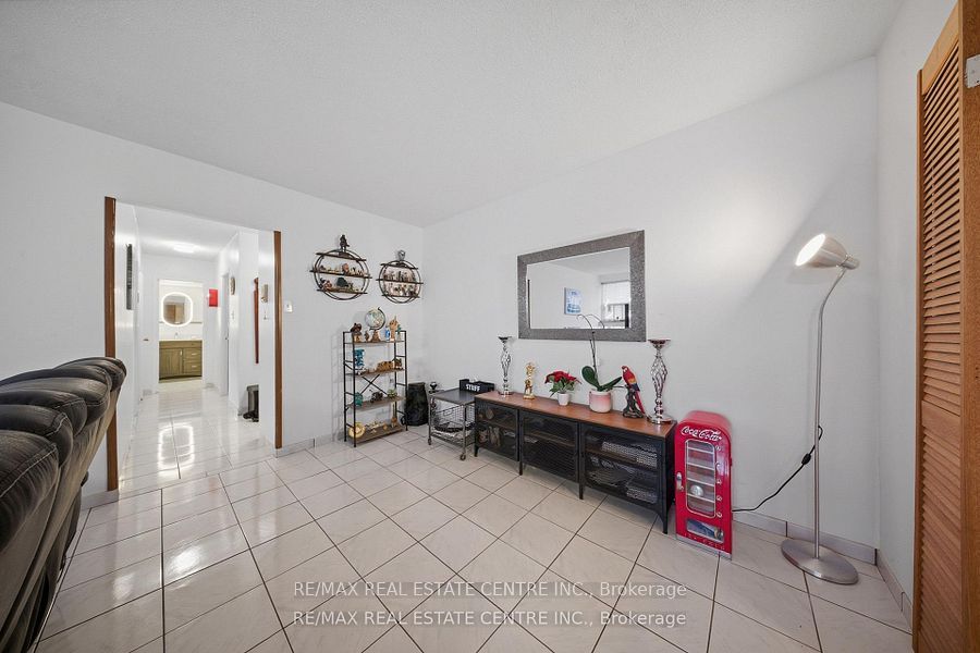 3577 Derry Road 207 Property Photo 11