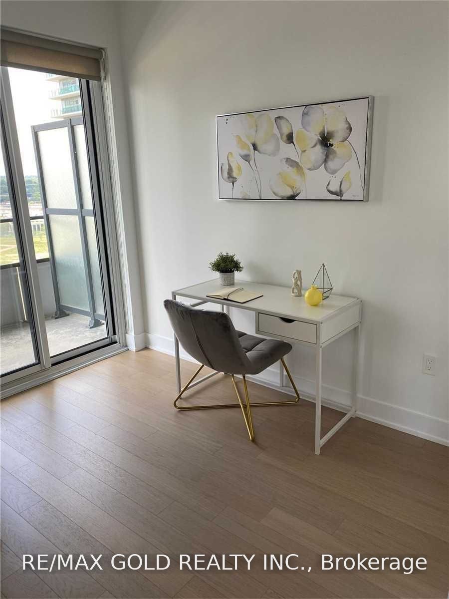 20 Shore Breeze Drive 1802 Property Photo 6