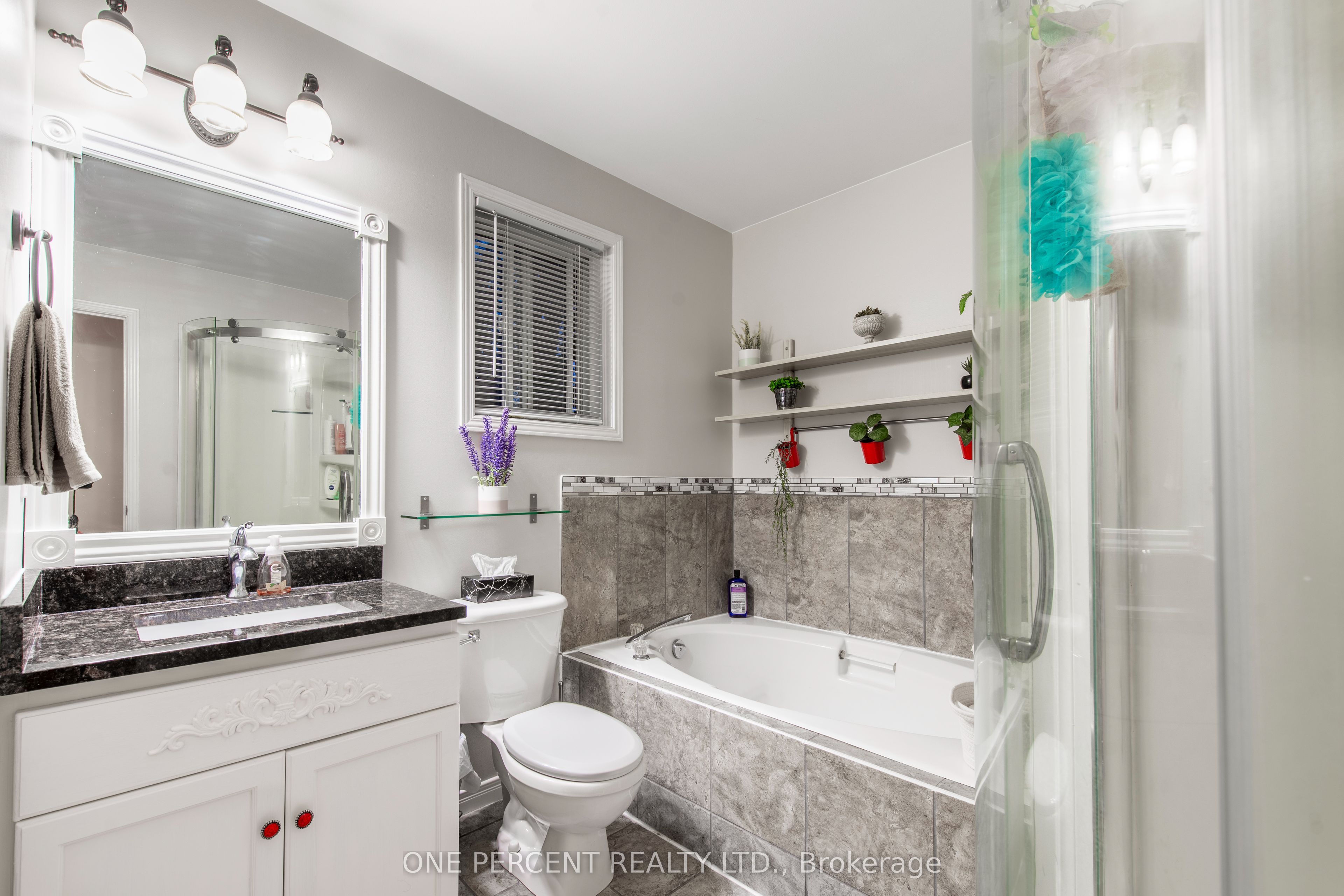 76 Abbey Road W Property Photo 21