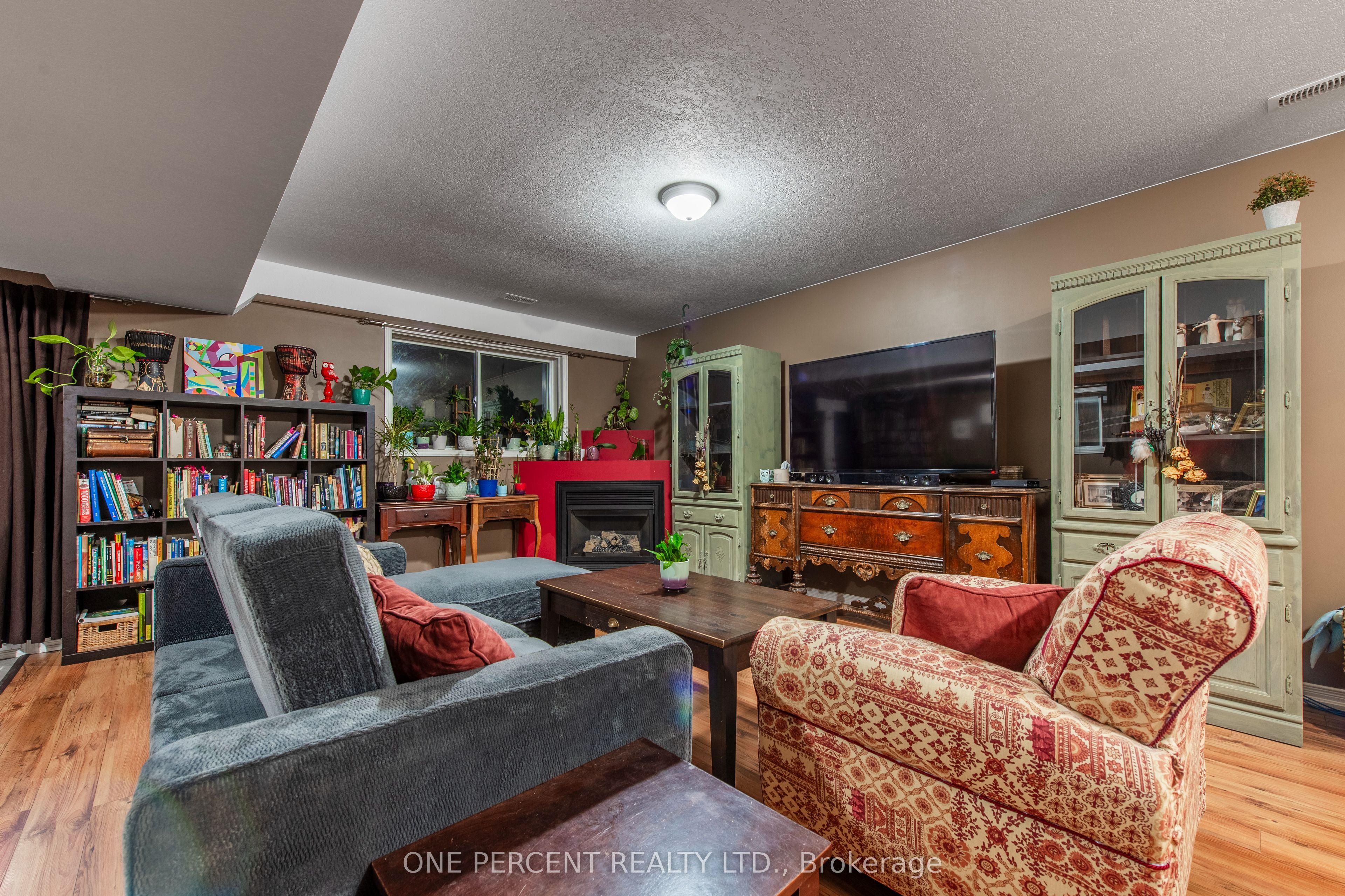76 Abbey Road W Property Photo 22