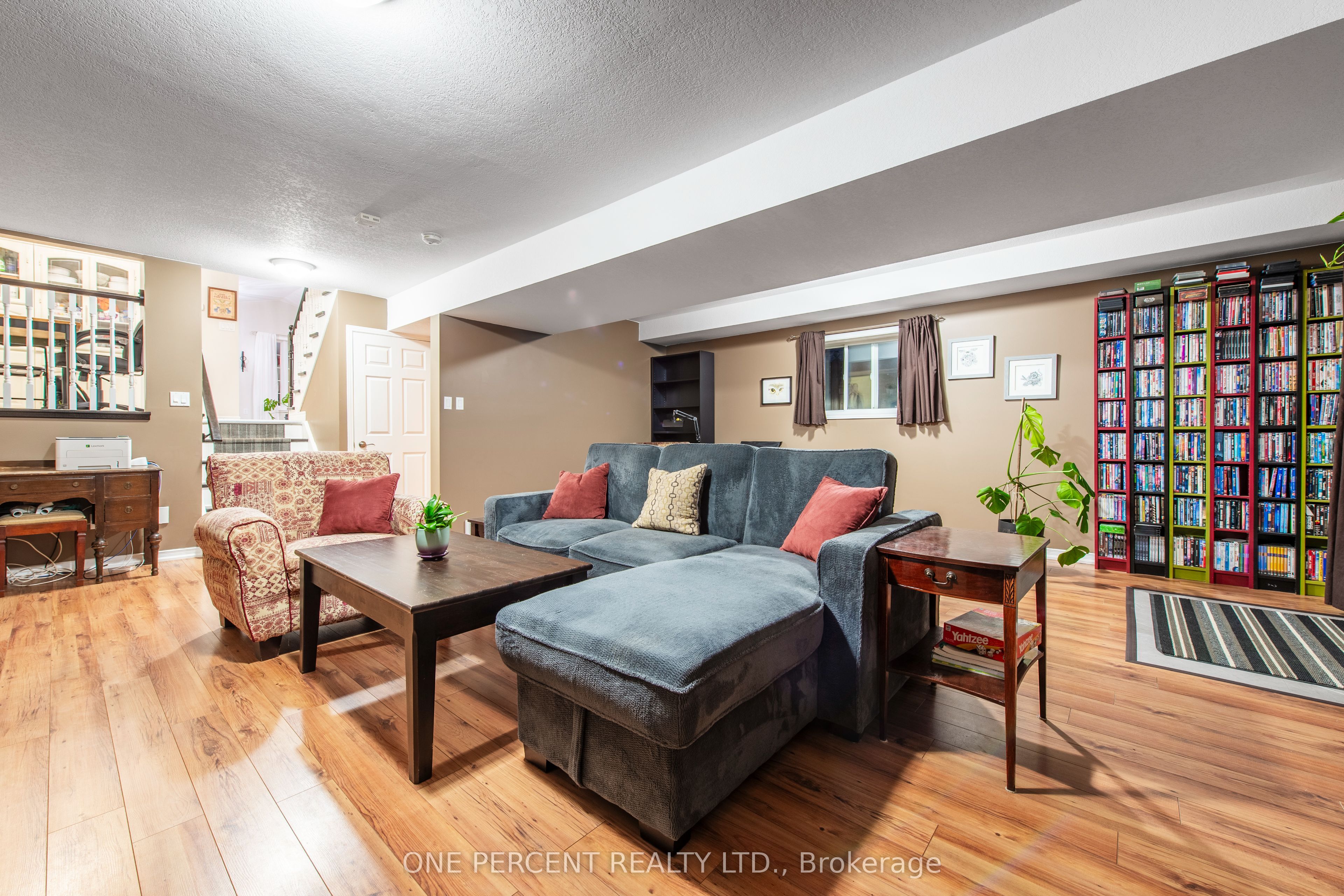 76 Abbey Road W Property Photo 24
