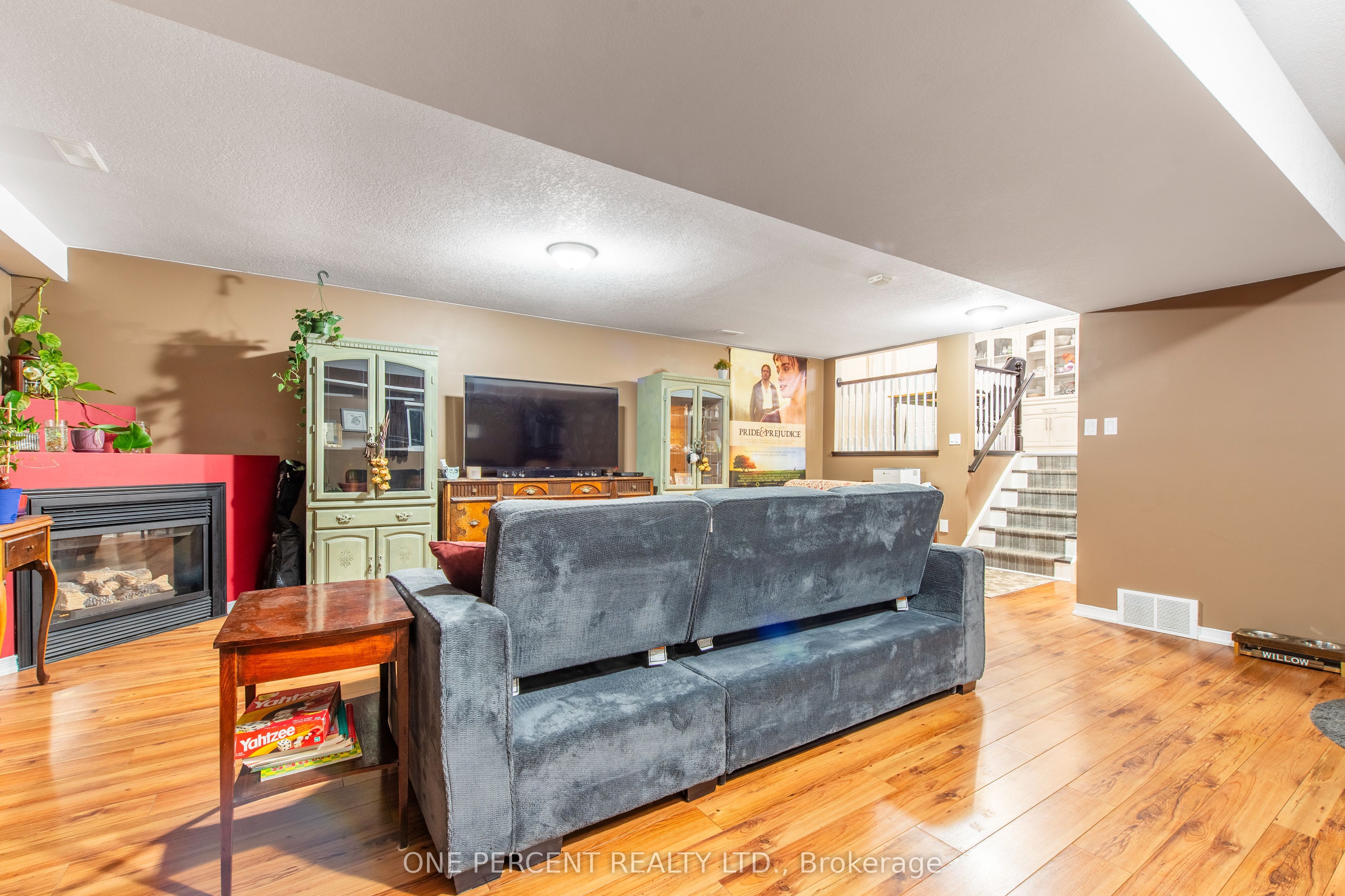 76 Abbey Road W Property Photo 25