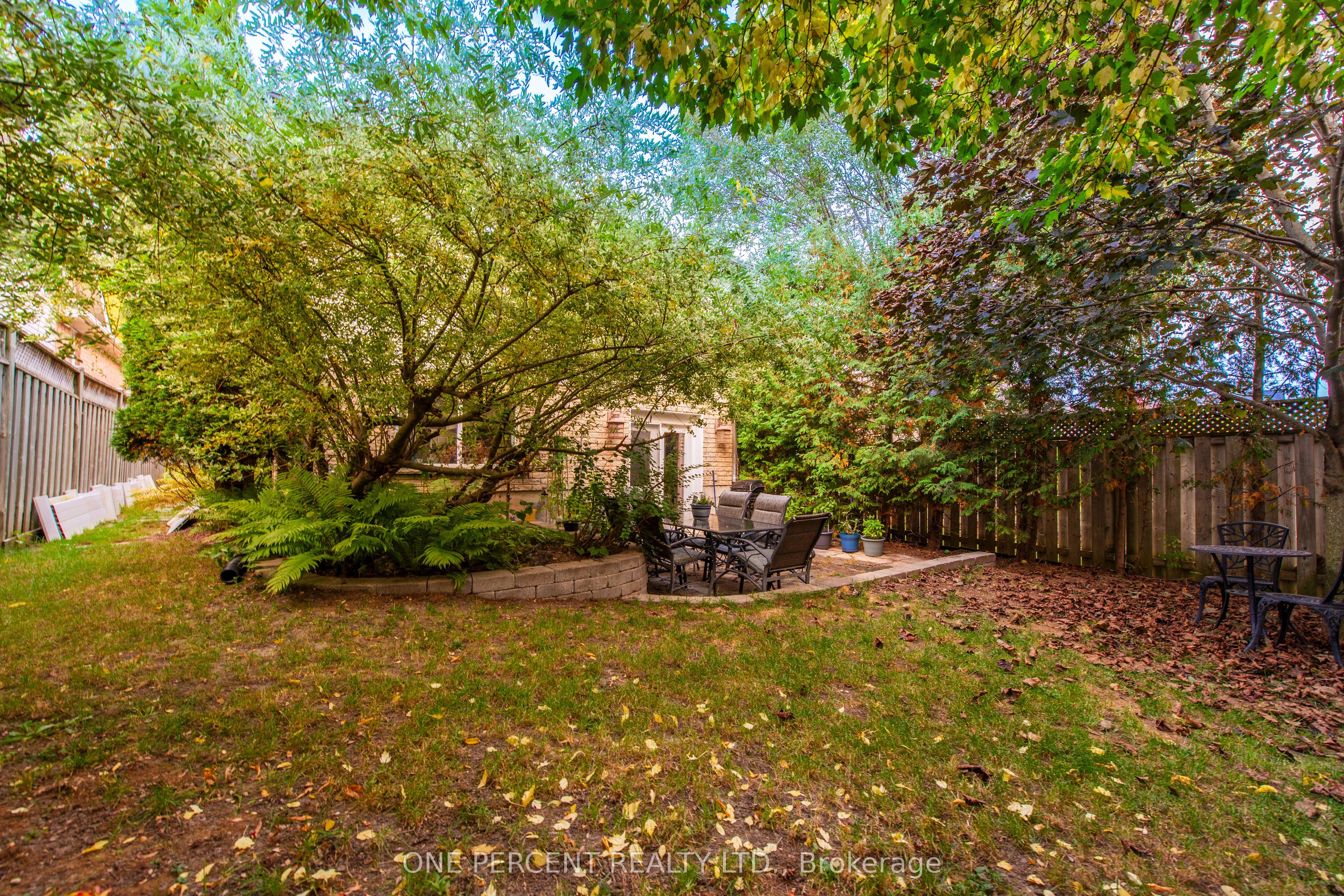 76 Abbey Road W Property Photo 30
