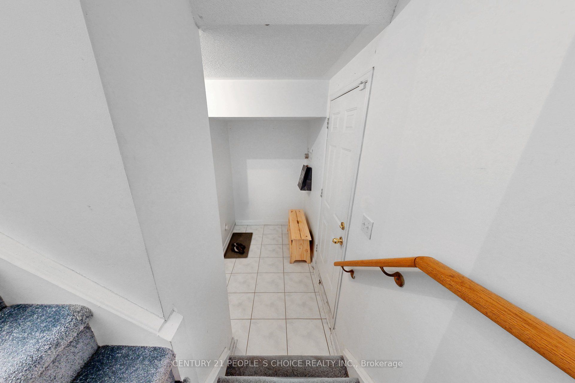 435 Hensall Circle 106 Property Photo 39