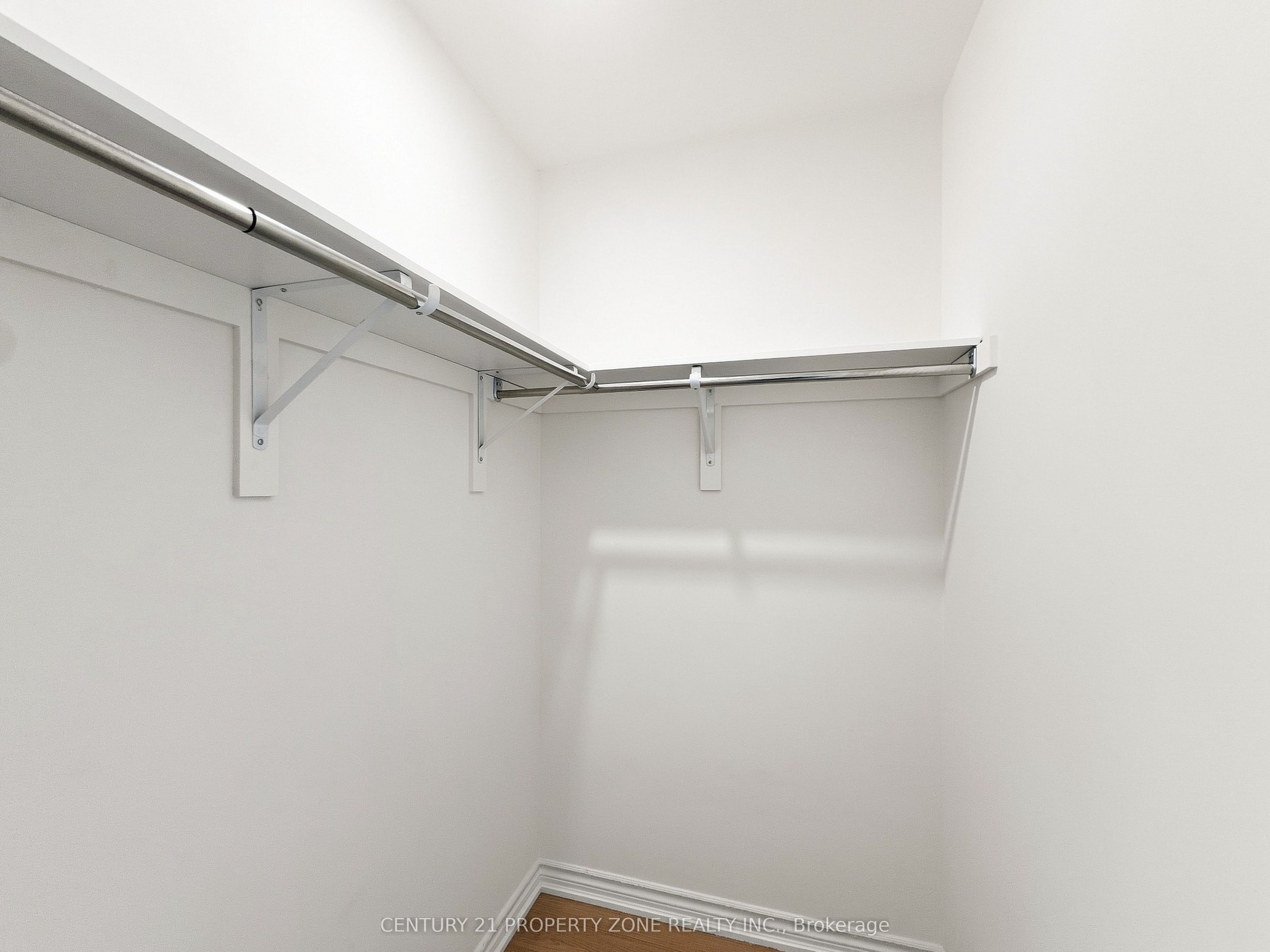 102 Cadillac Crescent Property Photo 10