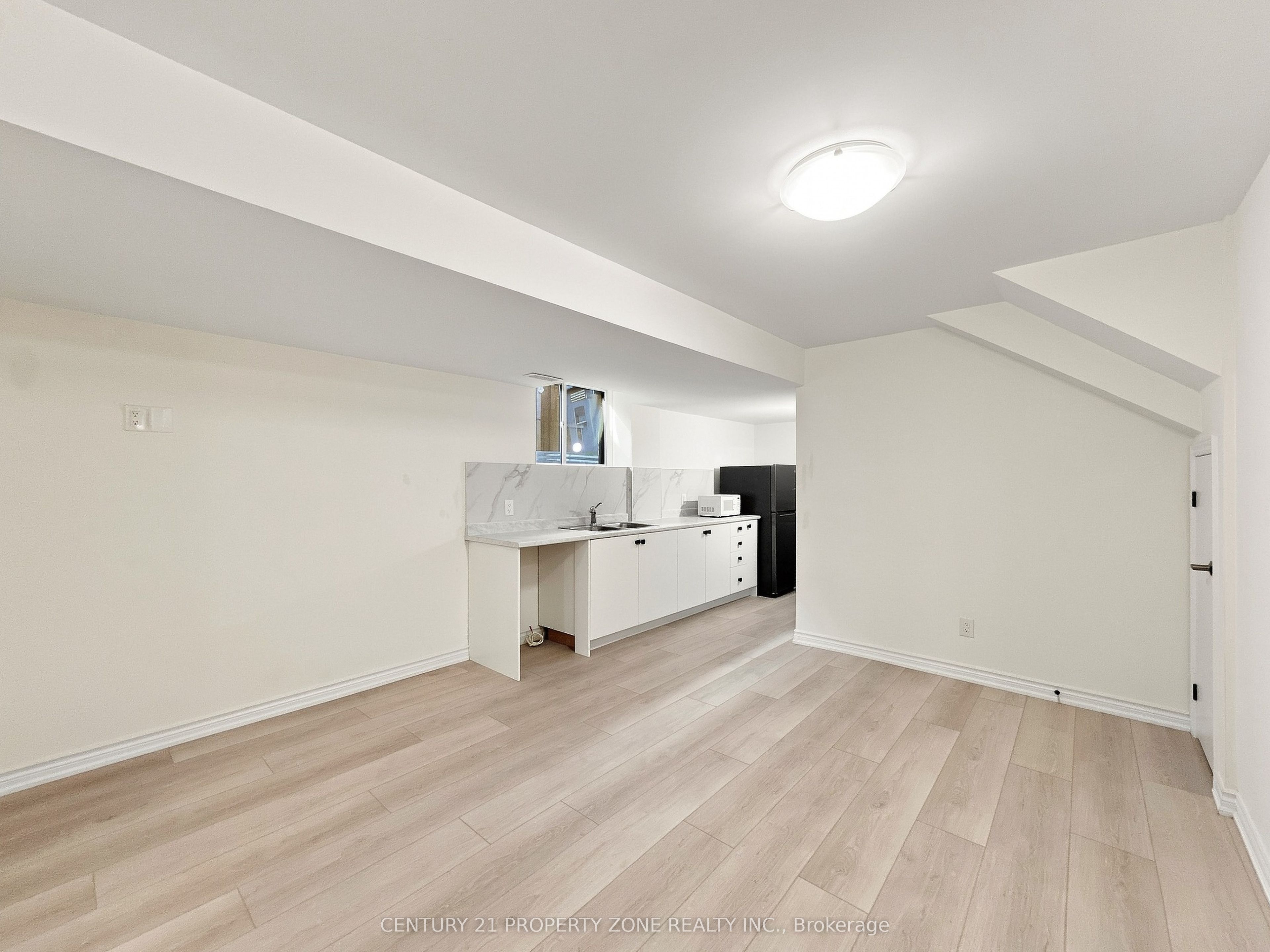 102 Cadillac Crescent Property Photo 20
