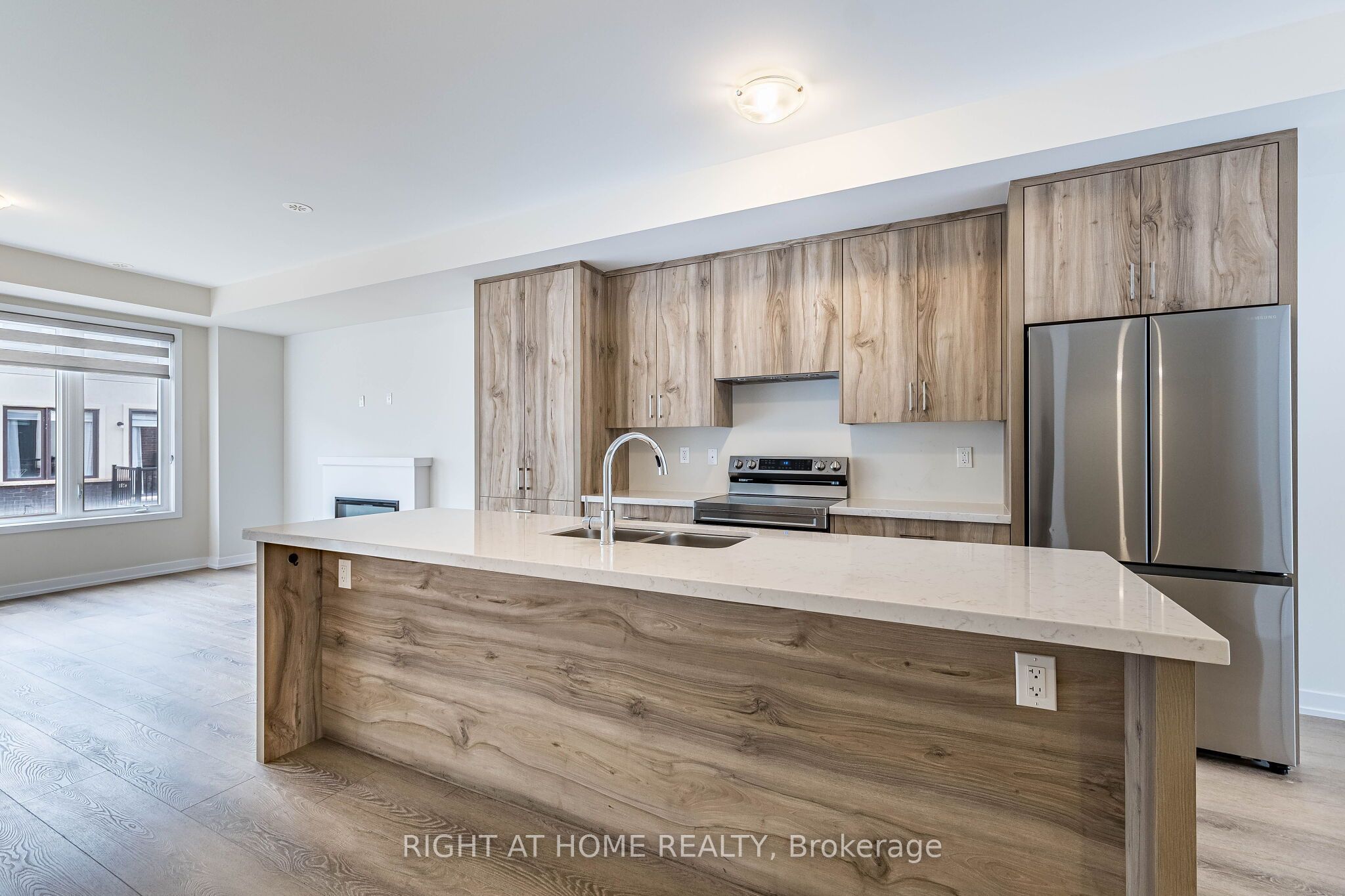 1330 Shevchenko Boulevard Property Photo 4