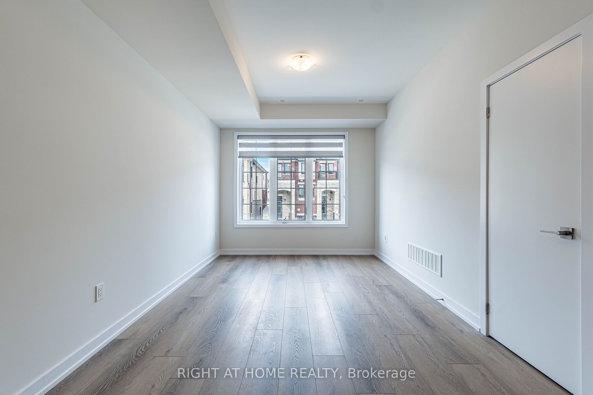 1330 Shevchenko Boulevard Property Photo 8