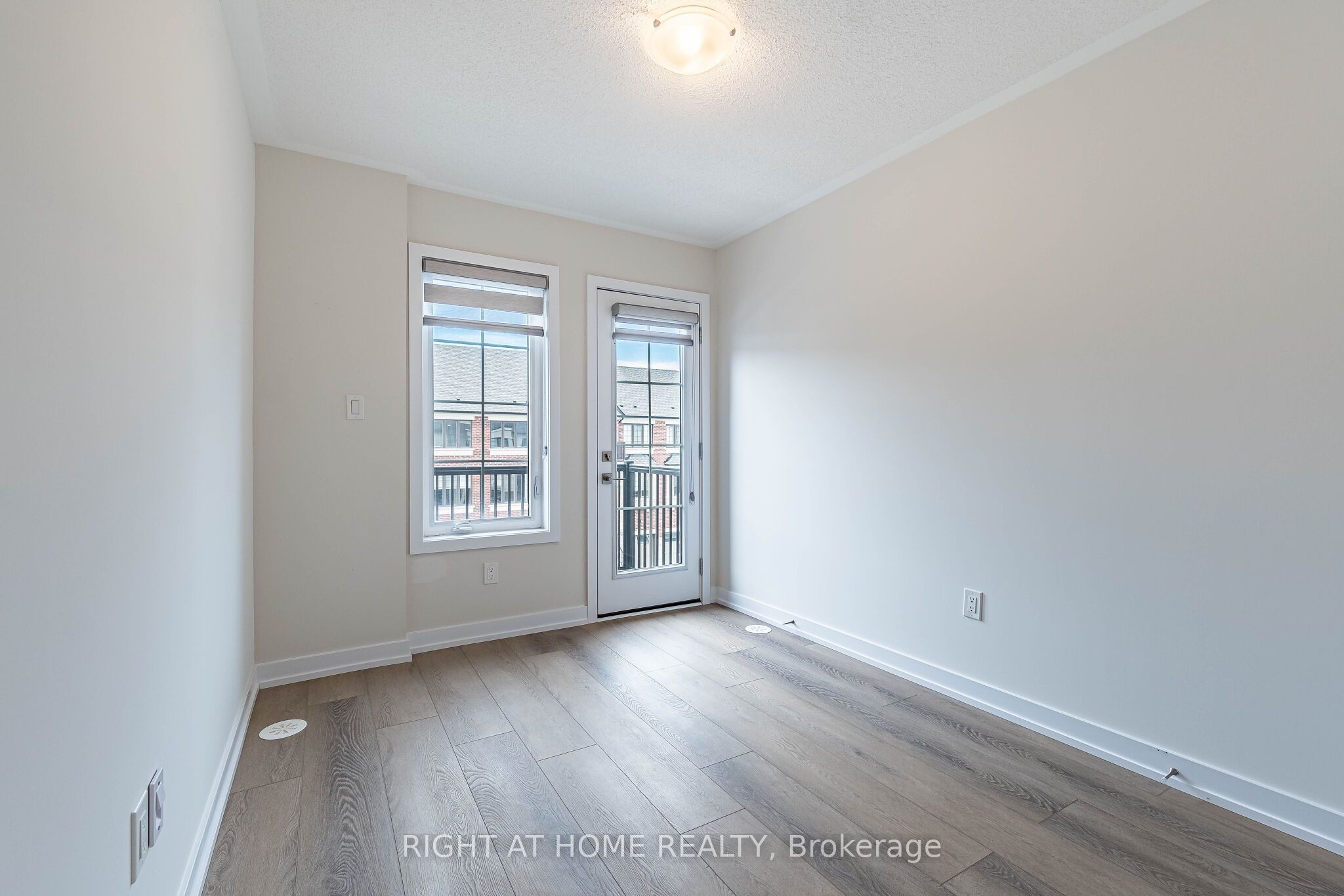 1330 Shevchenko Boulevard Property Photo 17