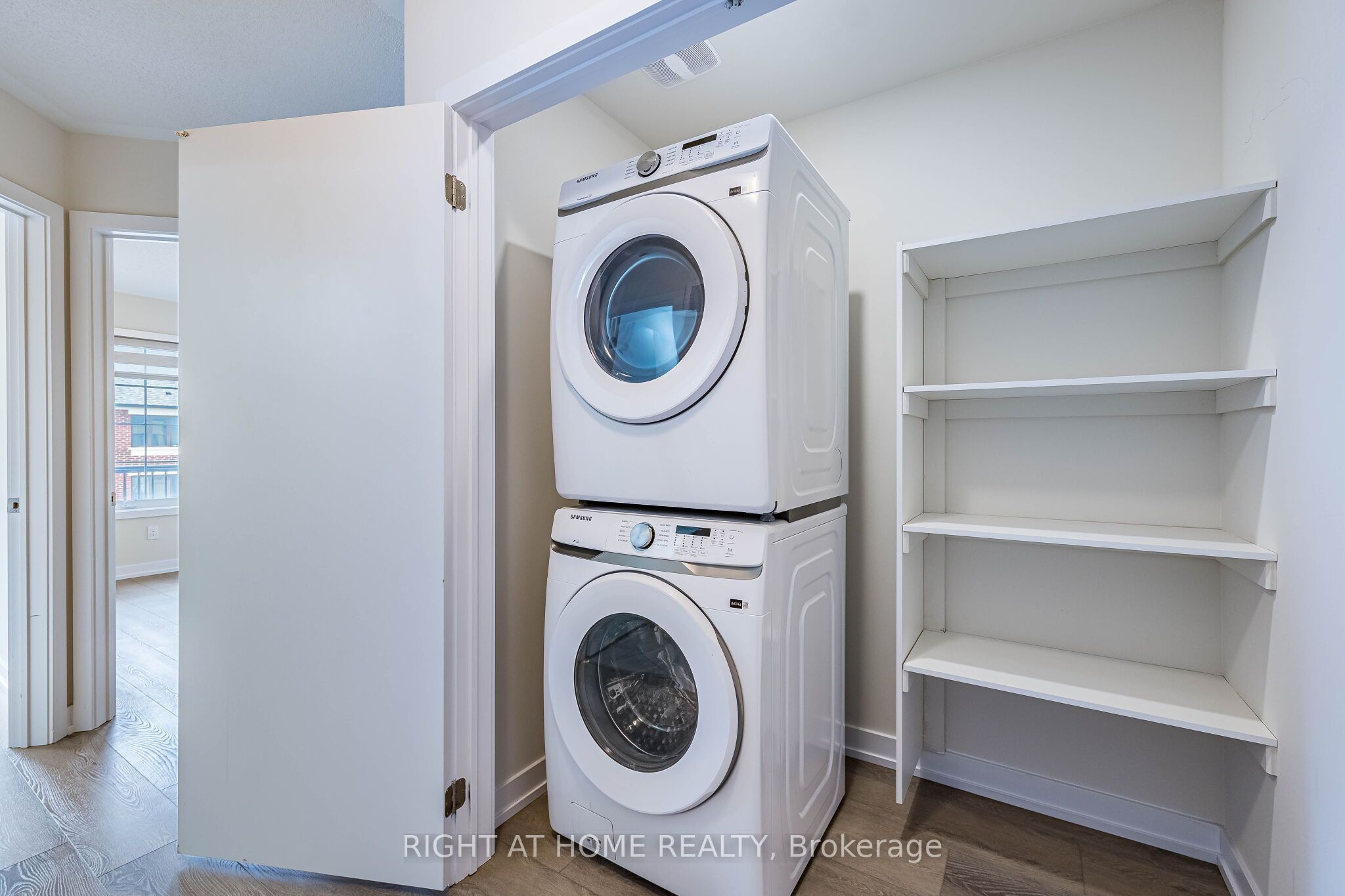 1330 Shevchenko Boulevard Property Photo 21